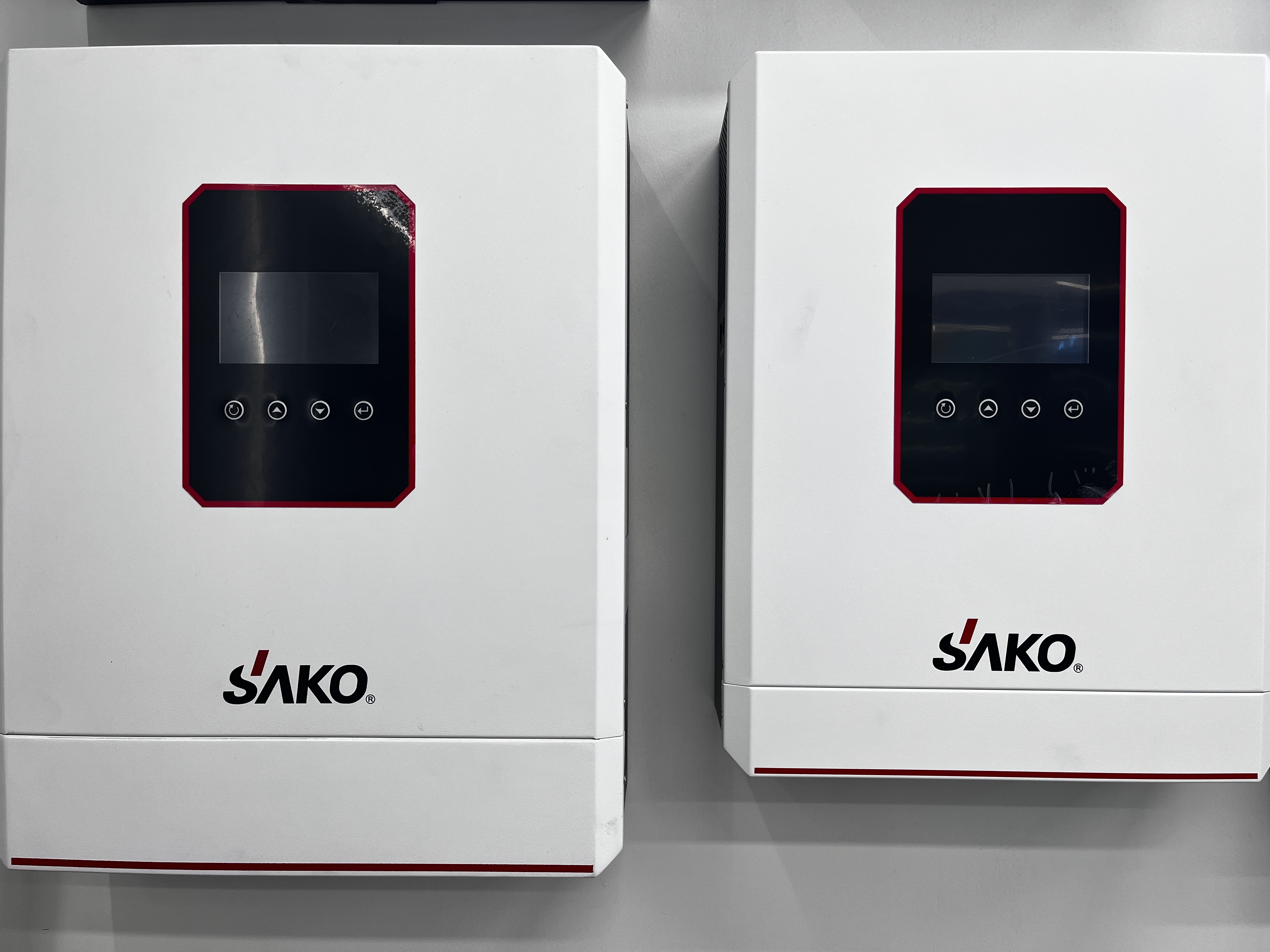 sako三科逆变器 8.2kw10.2kw纯正弦波双路输出太阳能离并网一体机图