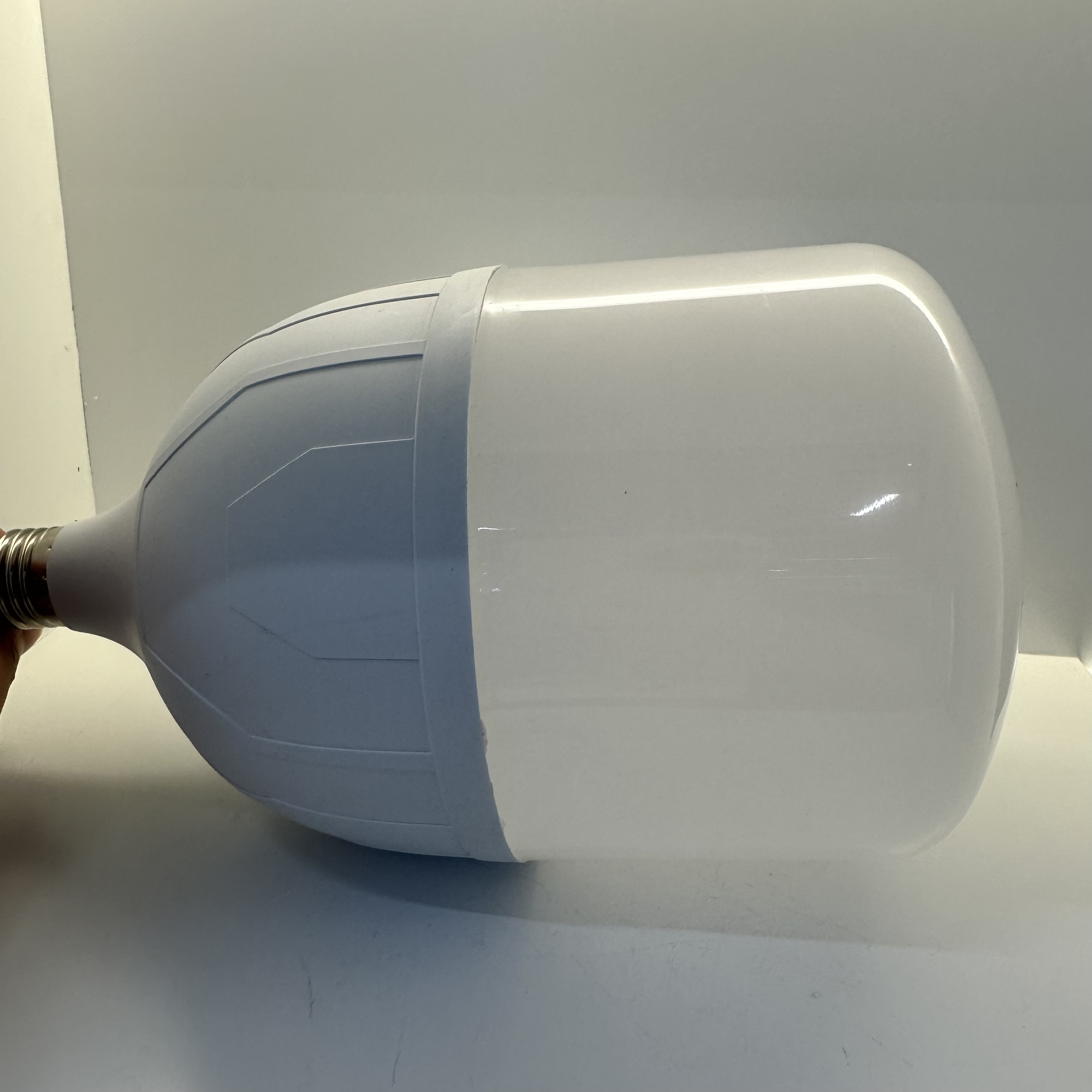 White LED bulbs for lighting details Picture