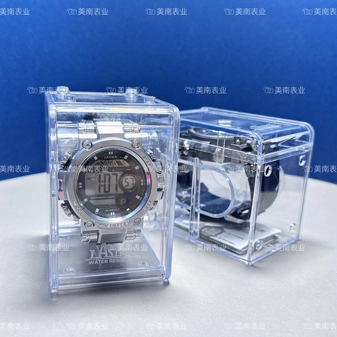 The latest sports electronic watch with a fashionable large dial and men's outdoor multi-functional watch is selling well at the beginning of the school year Application Scenario