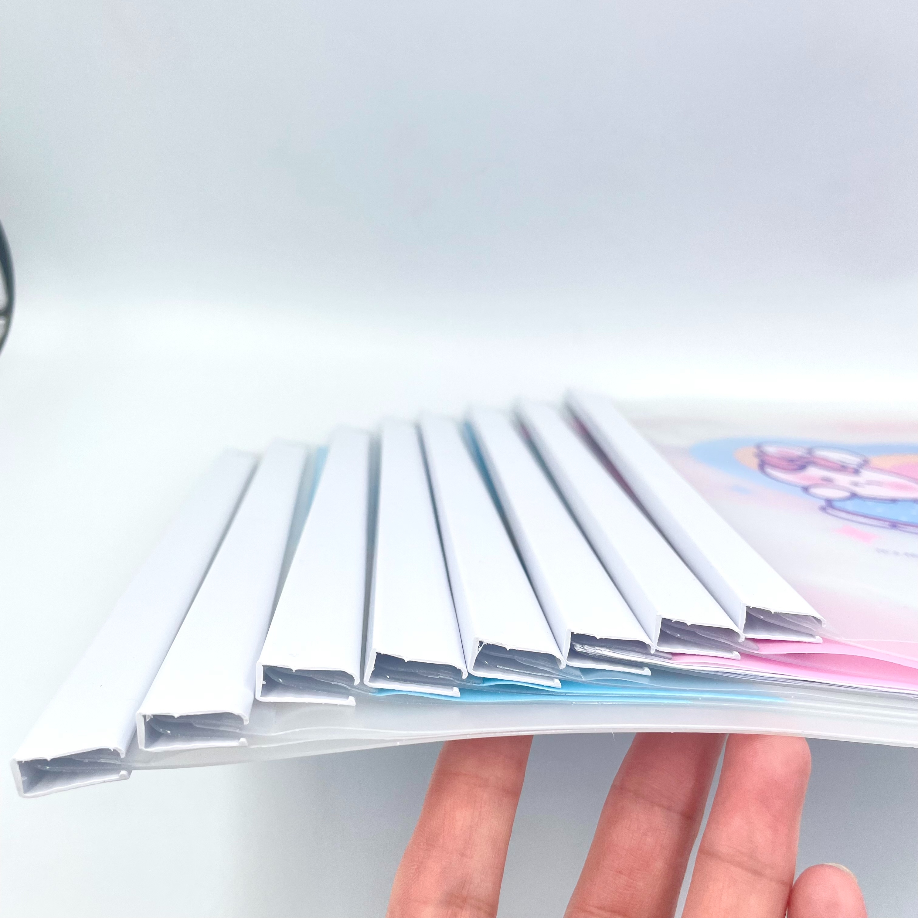 A4旋转抽杆文件夹创意磨砂透明pp透明旋转夹学生用卡通试卷收纳夹详情14