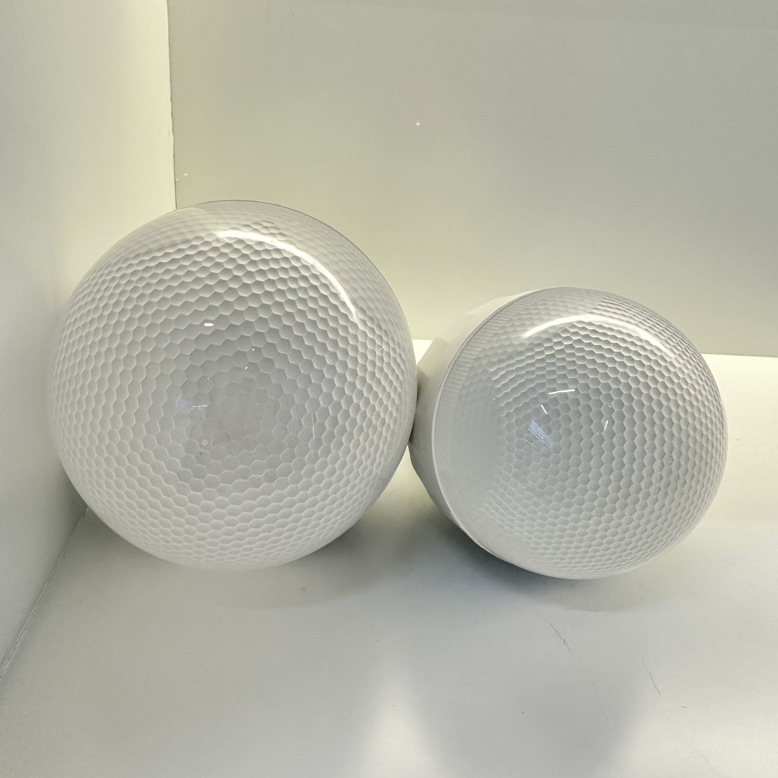 Three-inch, five-inch and seven-inch white LED bulbs for lighting Application Scenario