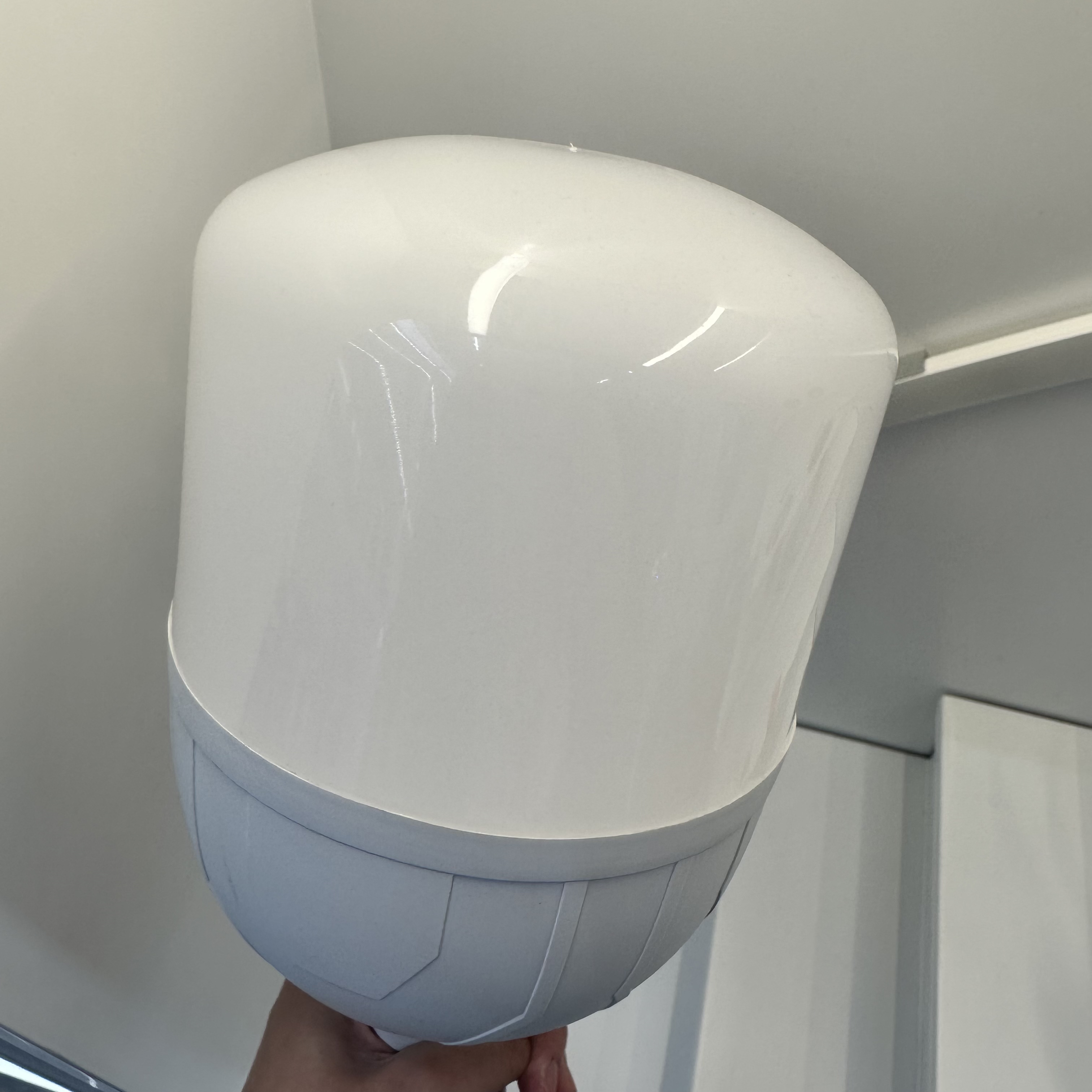 White LED bulbs for lighting