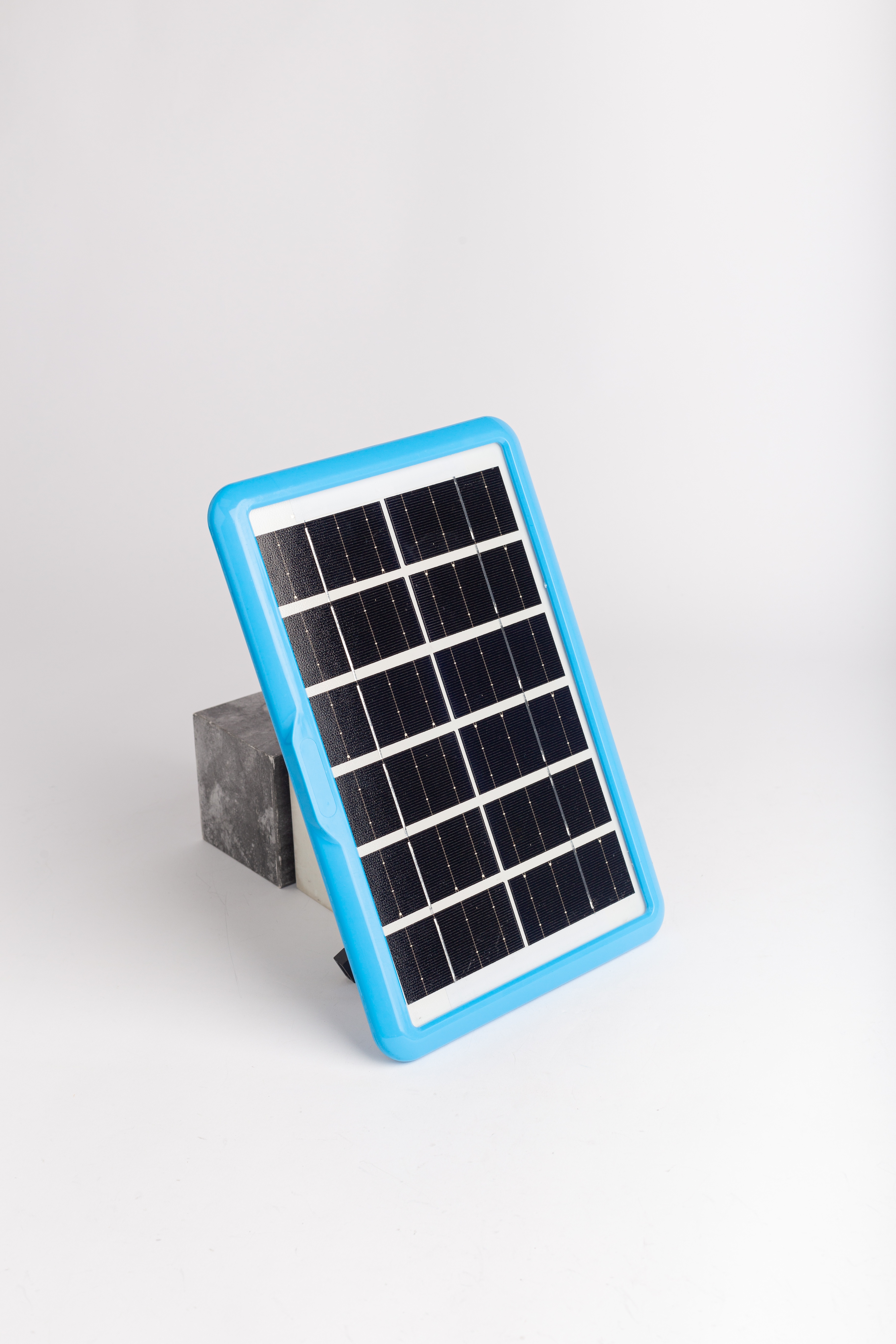 便携式户外发电太阳能板USB手机太阳能充电板详情图4