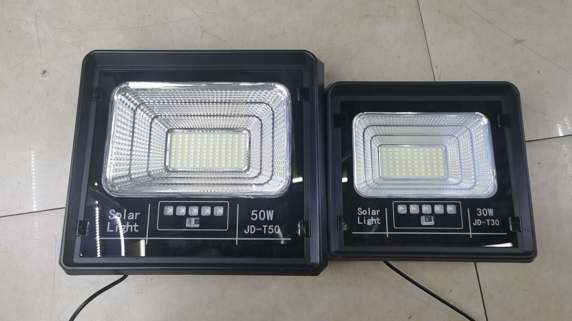 Solar Plastic Floodlight 30W 50W

