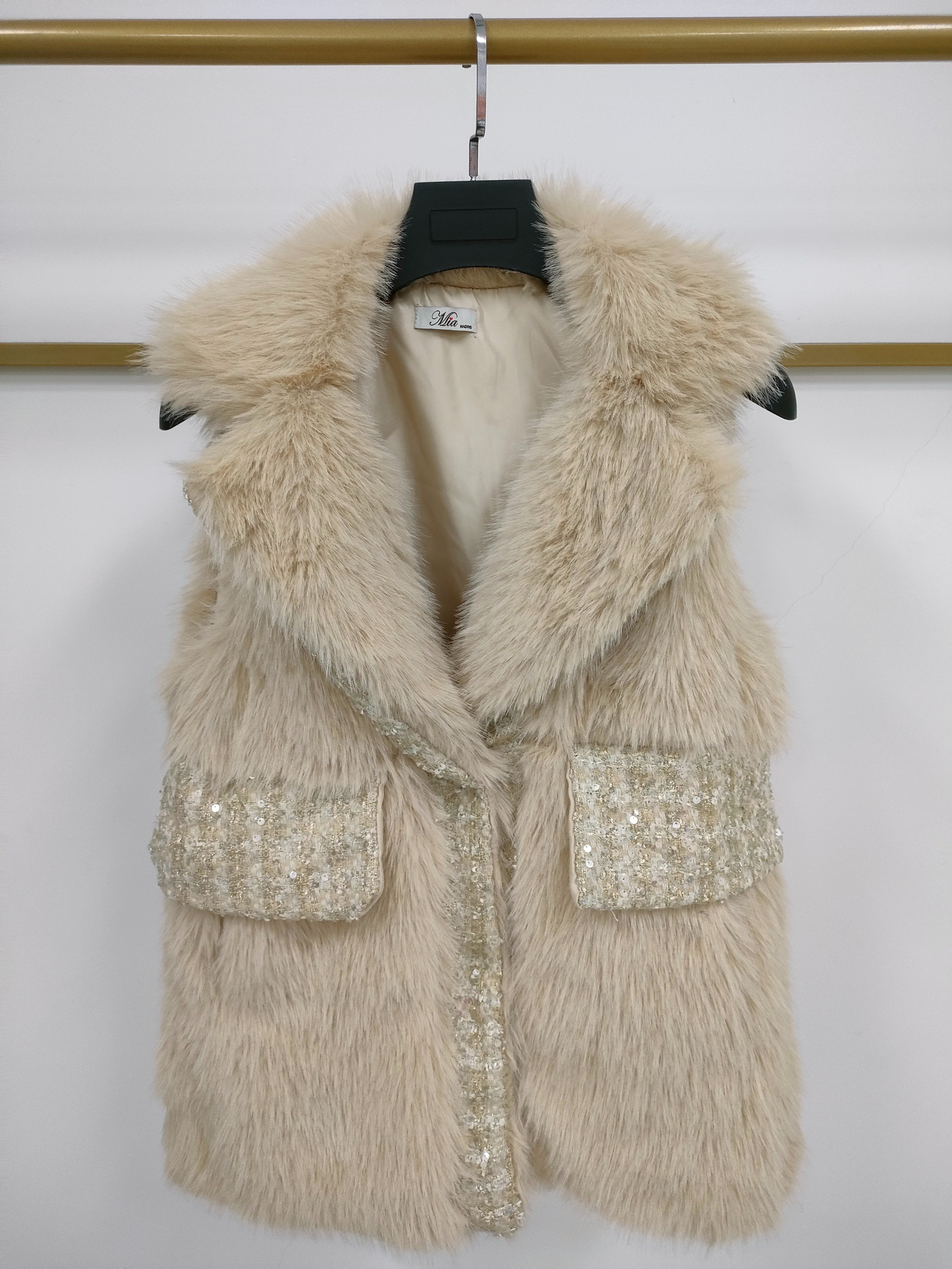 2023 New Hot Winter Splicing Sequin Fur Vest Fake Fur Imitation Rex Rabbit Vest Coat Item Picture