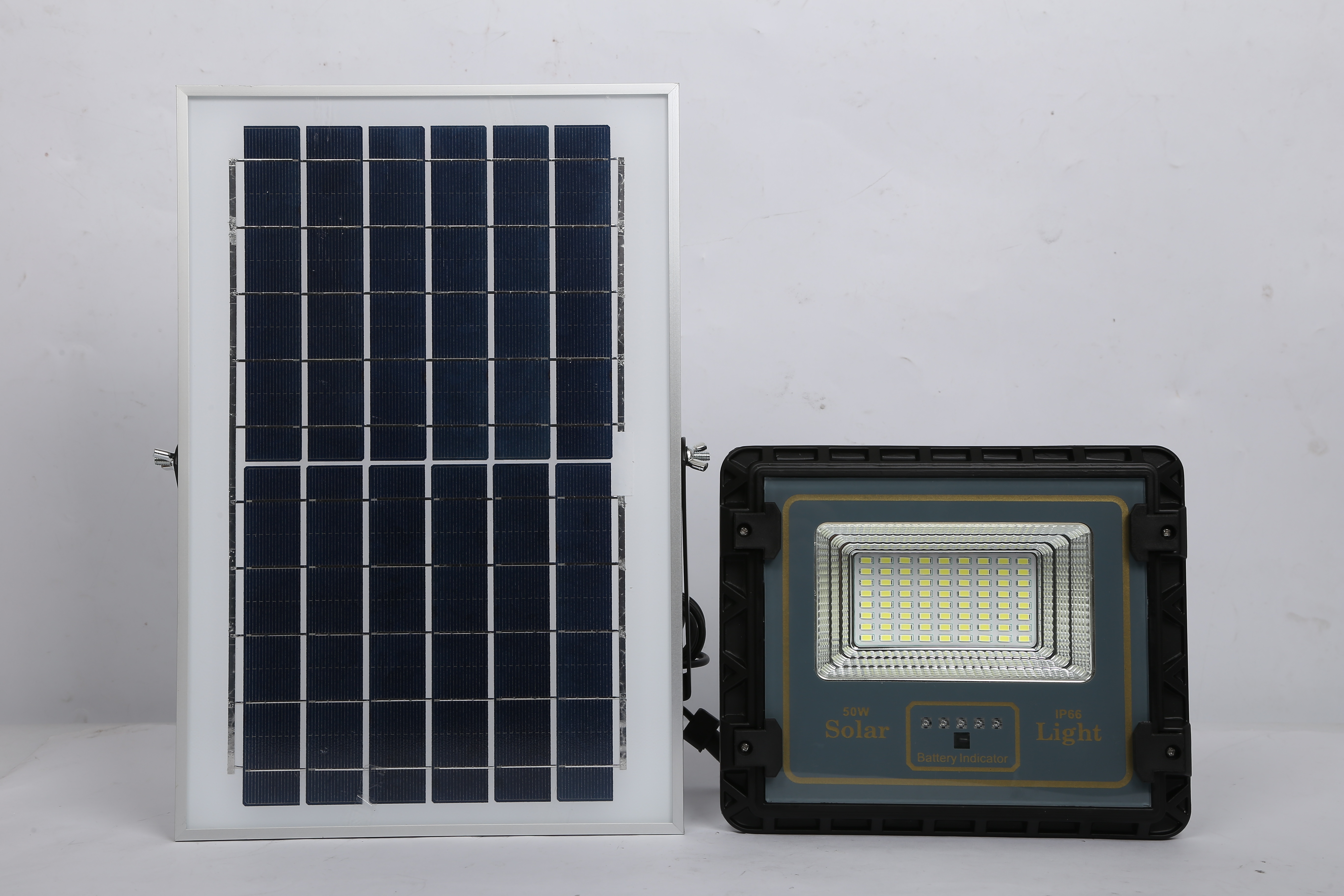 Solar Floodlight Manufacturers Direct Sales New Rural Outdoor Project Split Floodlight Solar High Human Body Induction Application Scenario