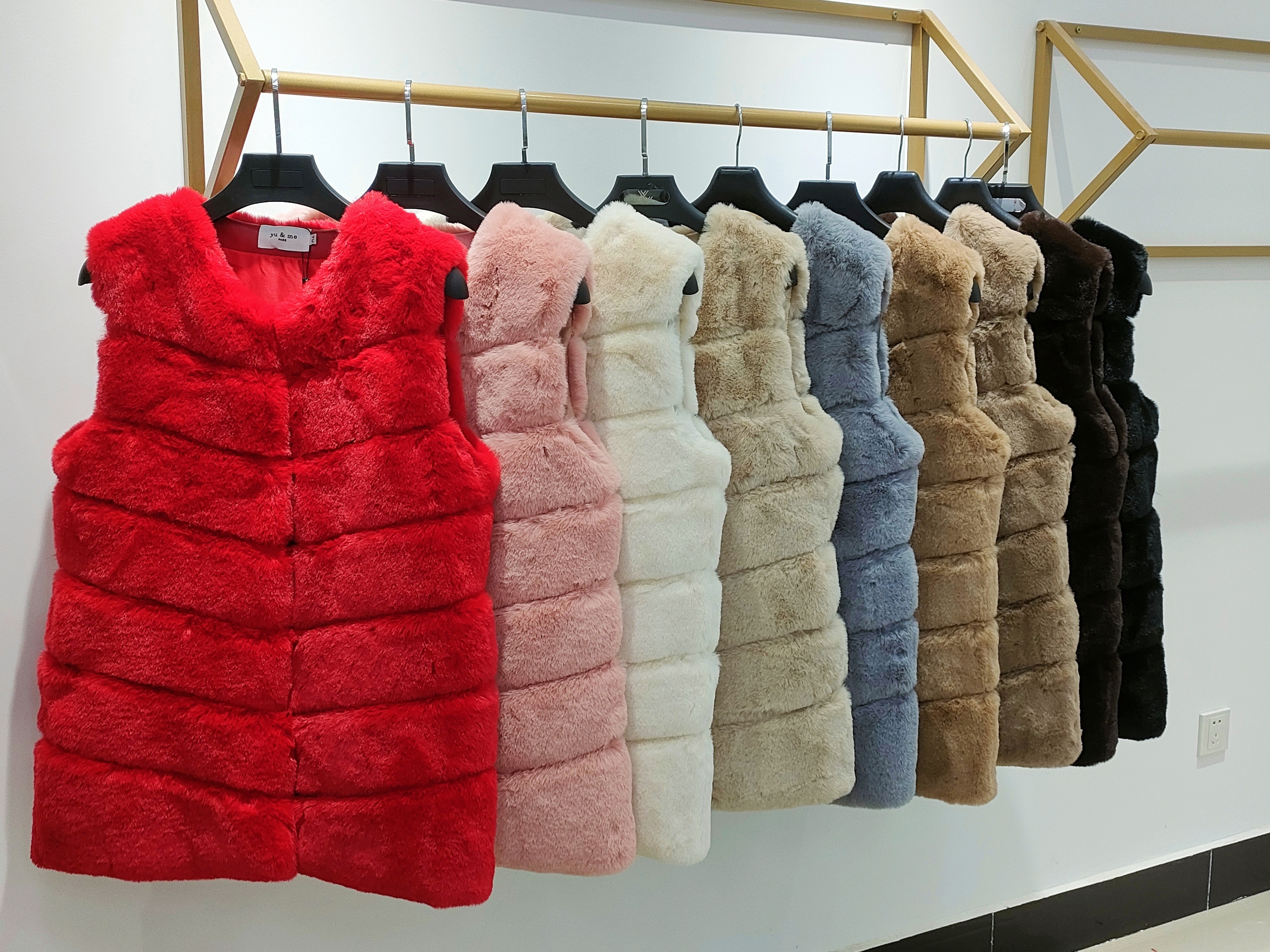 2023 New Spliced Fur Vest Imitation Rex Rabbit Fur New Fur Winter Sales Girl