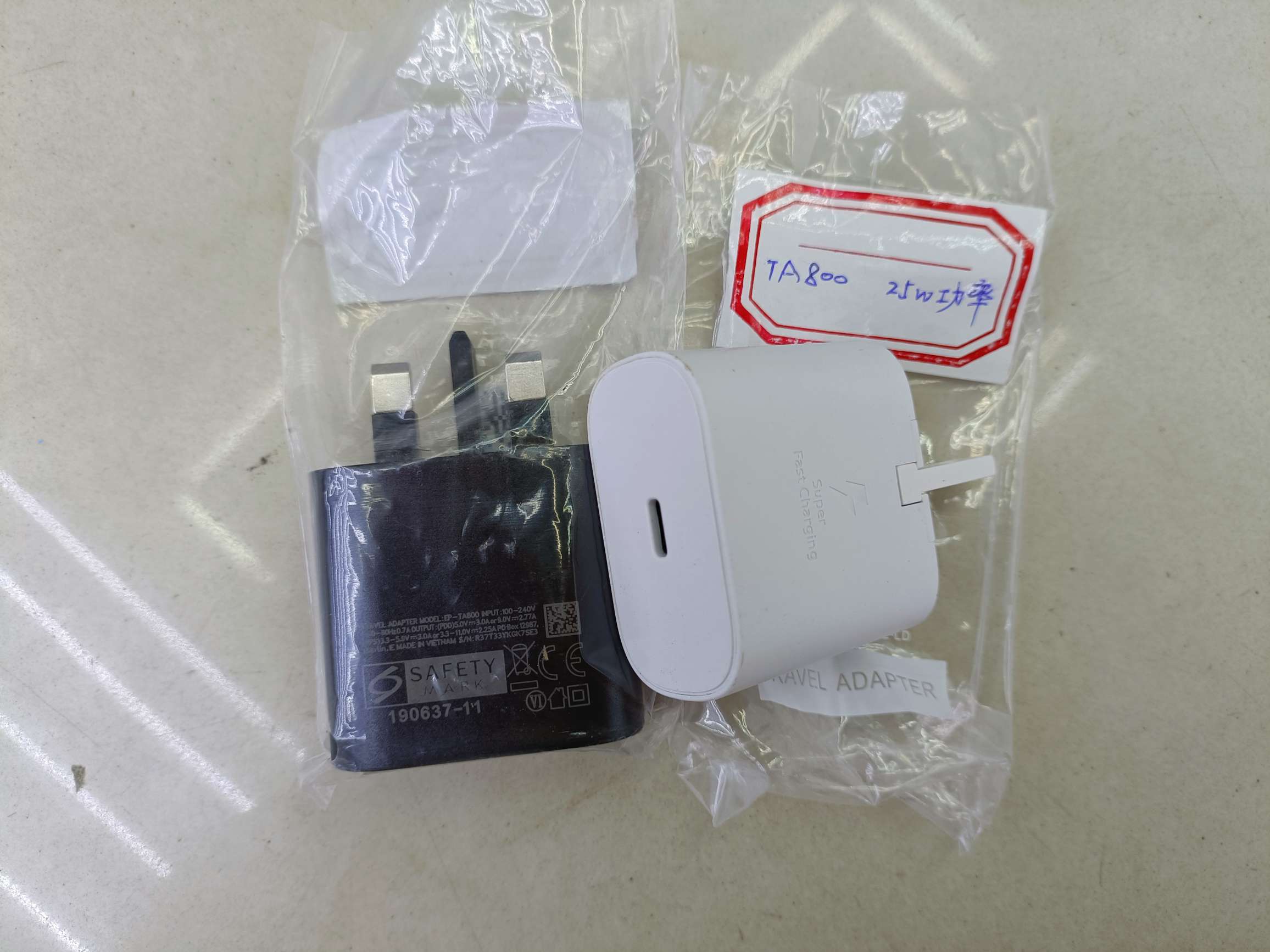 TA800 18W/25W PD charging head mobile phone charger US regulation European regulation UK regulation Application Scenario