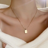 Beautiful women must titanium steel necklace advanced design sense of light luxury new explosive collarbone chain