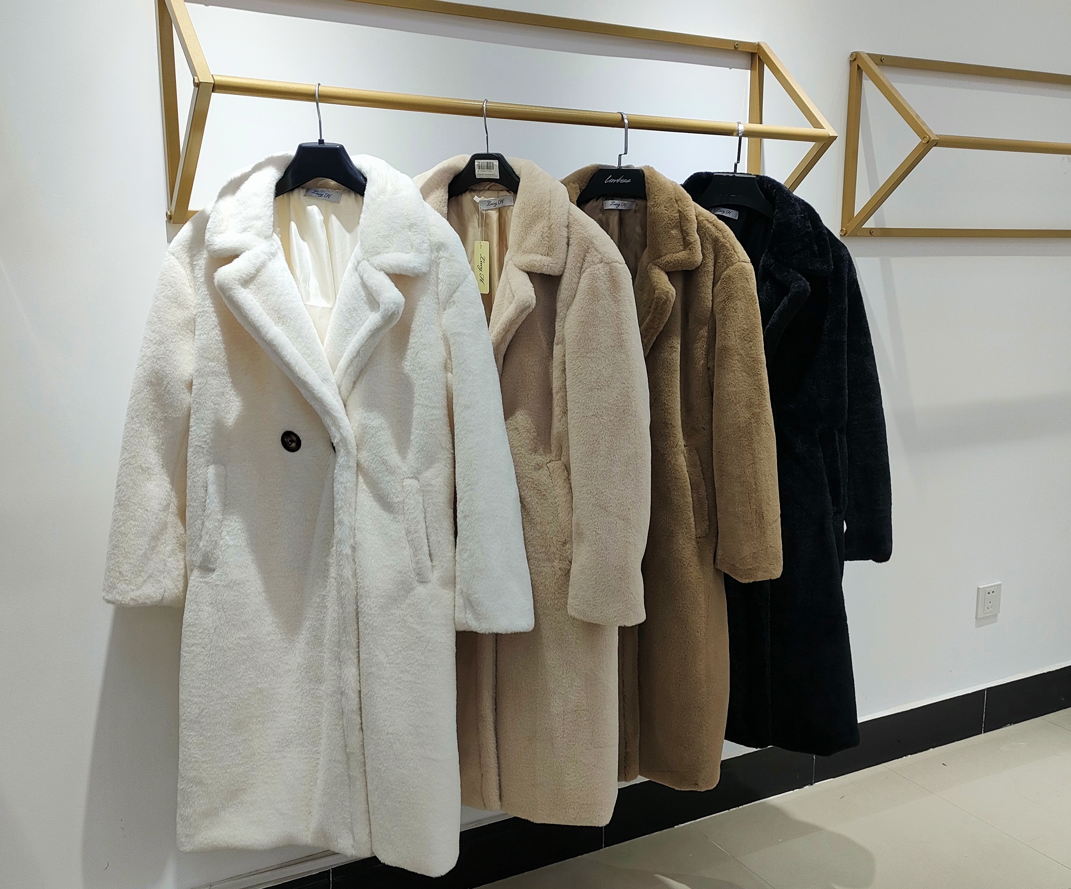 Imitation Rabbit Fur Long Fur New Winter Suit Big V-Neck Coat Trend Selling Lengthened