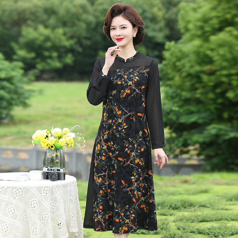 Autumn collection new mom's floral dress, knee-length improved cheongsam, autumn long-sleeved Western-style women's dress for middle-aged and elderly people, one-piece delivery service Application Scenario