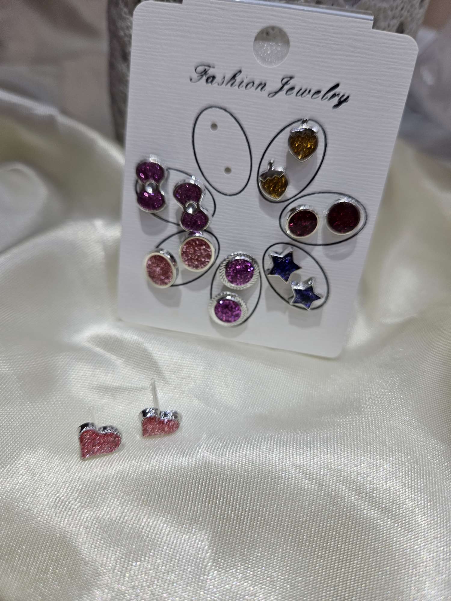 7 Exquisite And Elegant Anti-Allergy Small Earrings, Seven Days Not The Same Stall Two Yuan Shop Hot Gift Dating Small Gifts Specification drawing