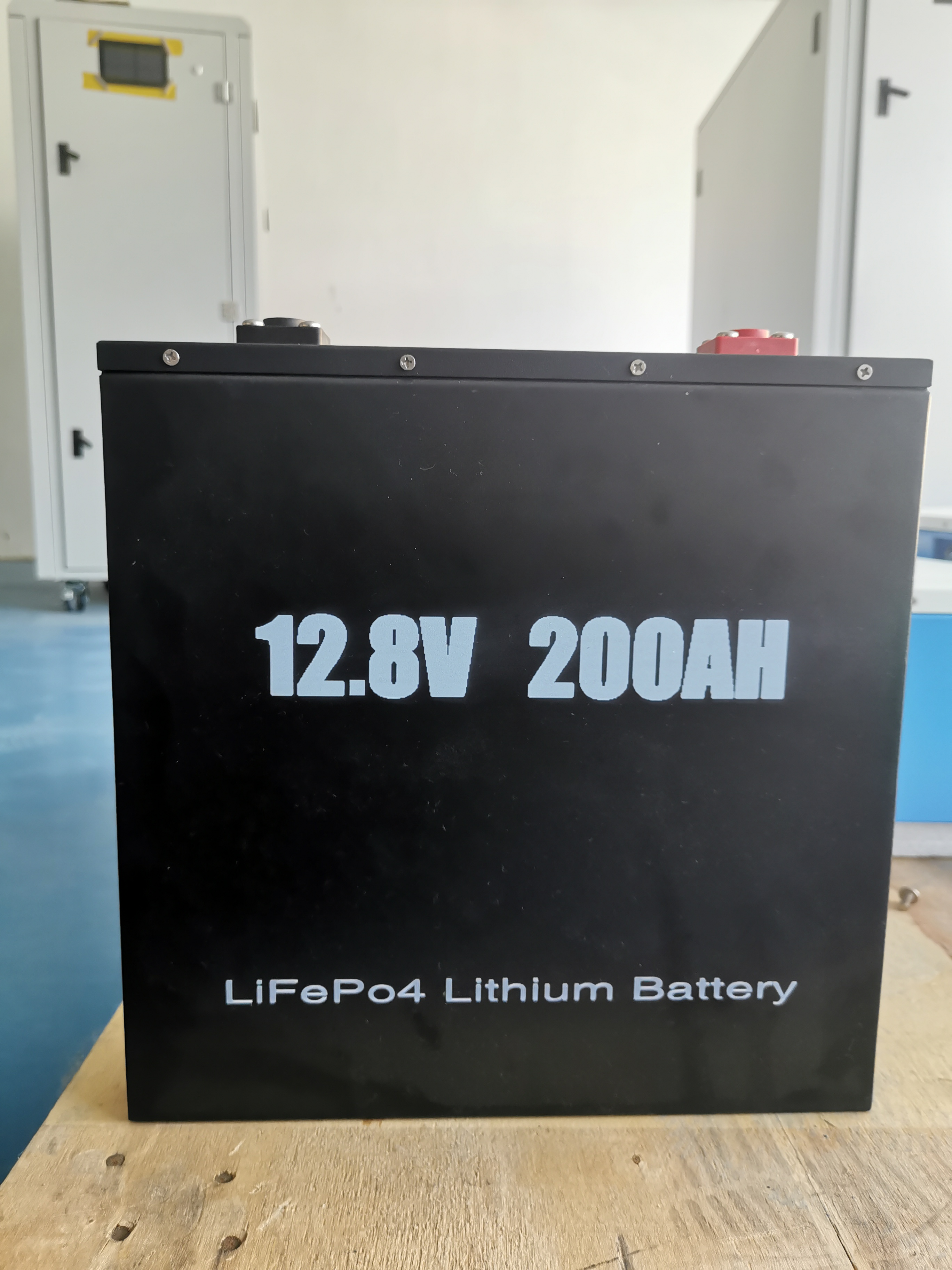 12.8V 200AH A级电芯 磷酸铁锂锂电池图