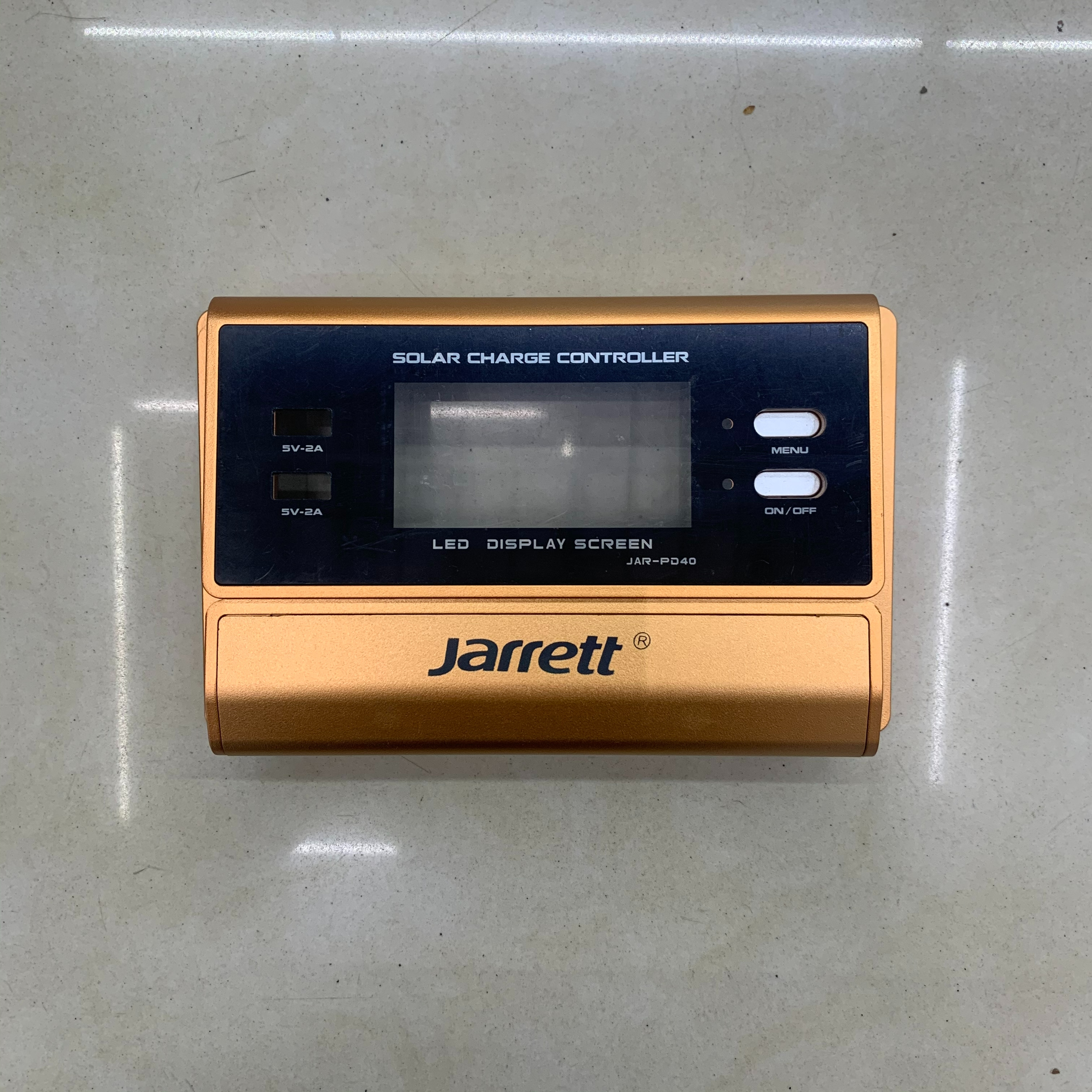 Jarrett's new solar controller pwm12v/24v 10-60A Application Scenario