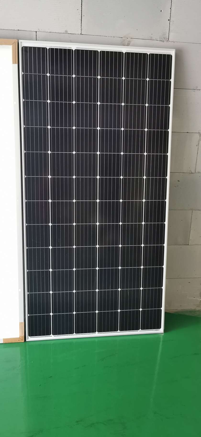 Single Crystal 350 Watt Solar Photovoltaic Panel Solar Power Generation Panel