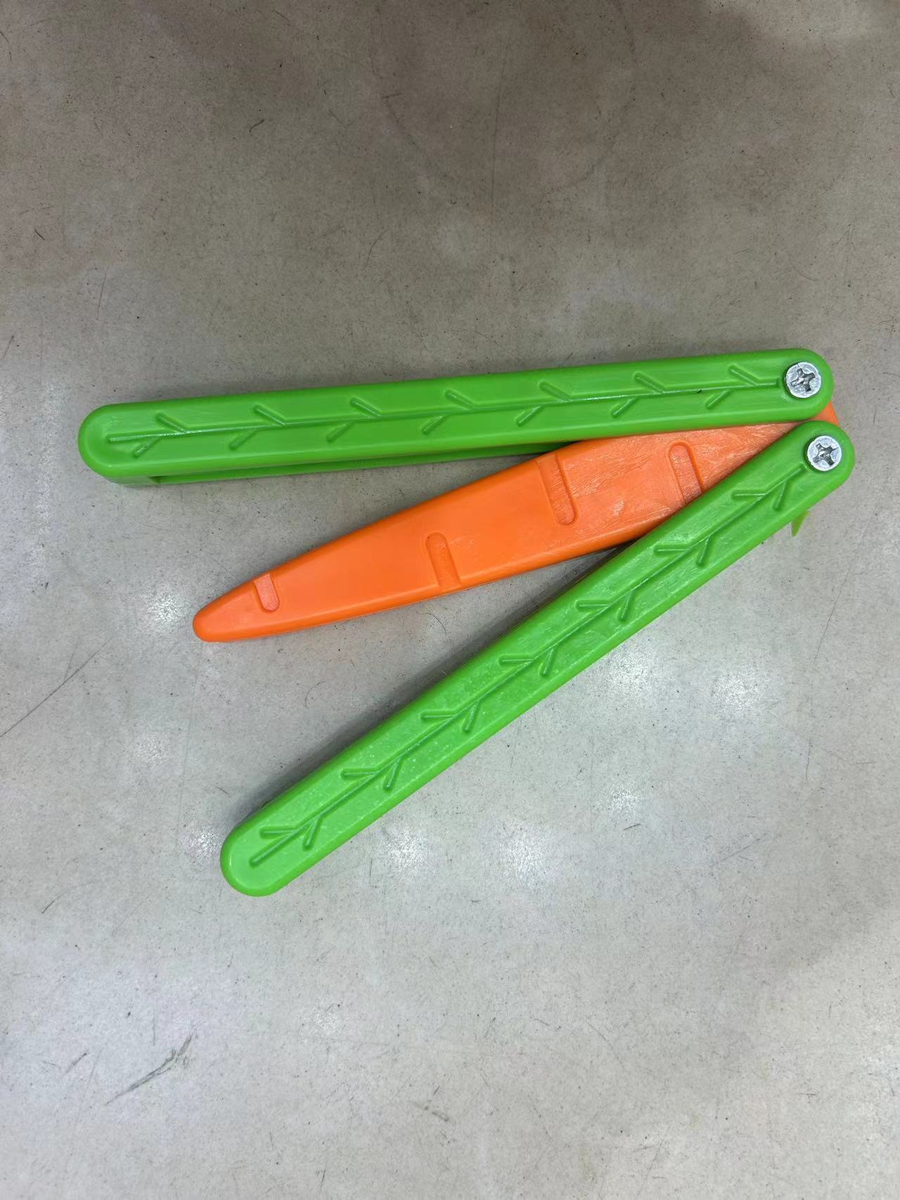 New Network Explosive Toy Radish Knife Series Yiwu Huang Rongren Radish Data Radish Butterfly Toy Knife Toy 901-18 Specification drawing