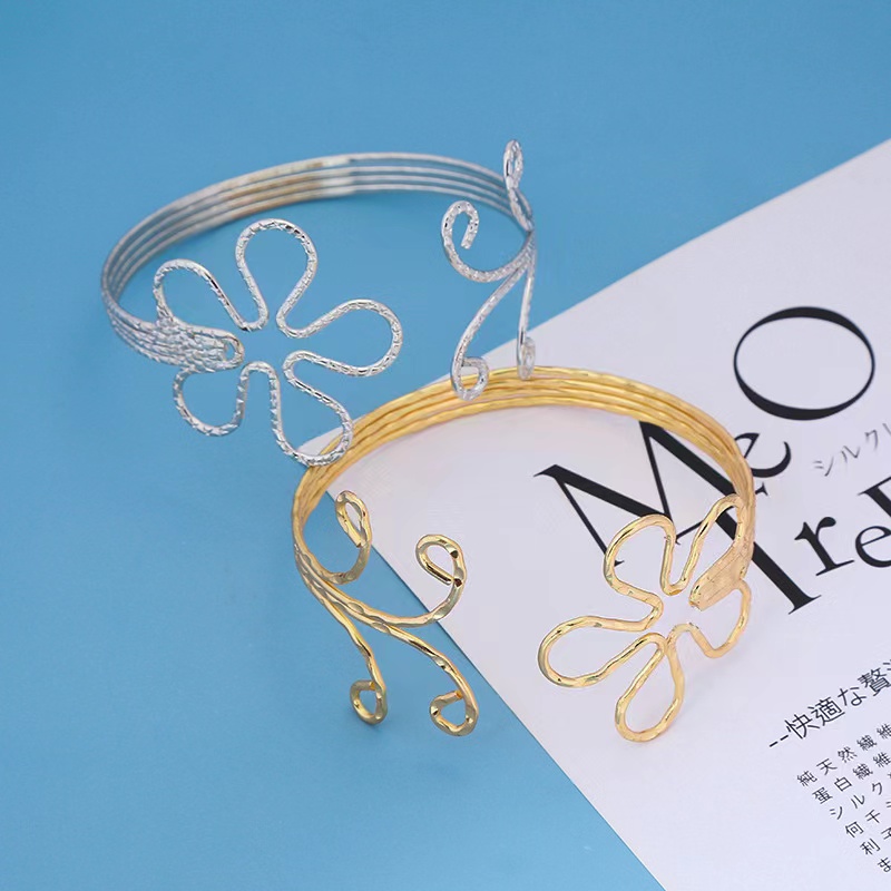 The popular metal shining open C-shaped adjustable women's armband from Xiyin, a cross-border Amazon product from Europe and America, is handcrafted