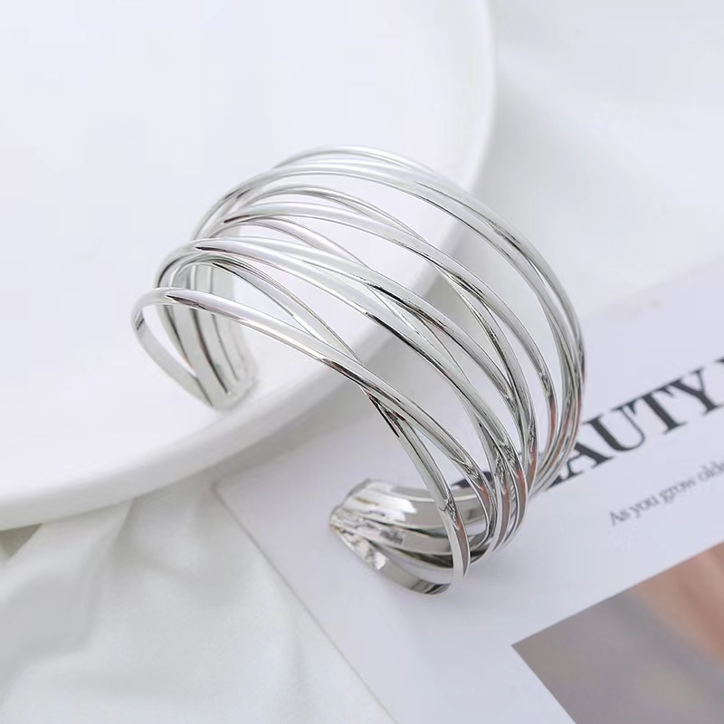 Xiyin's best-selling metal shining open C-shaped adjustable wide-edge bracelet for women from cross-border Amazon in Europe and America Specification image