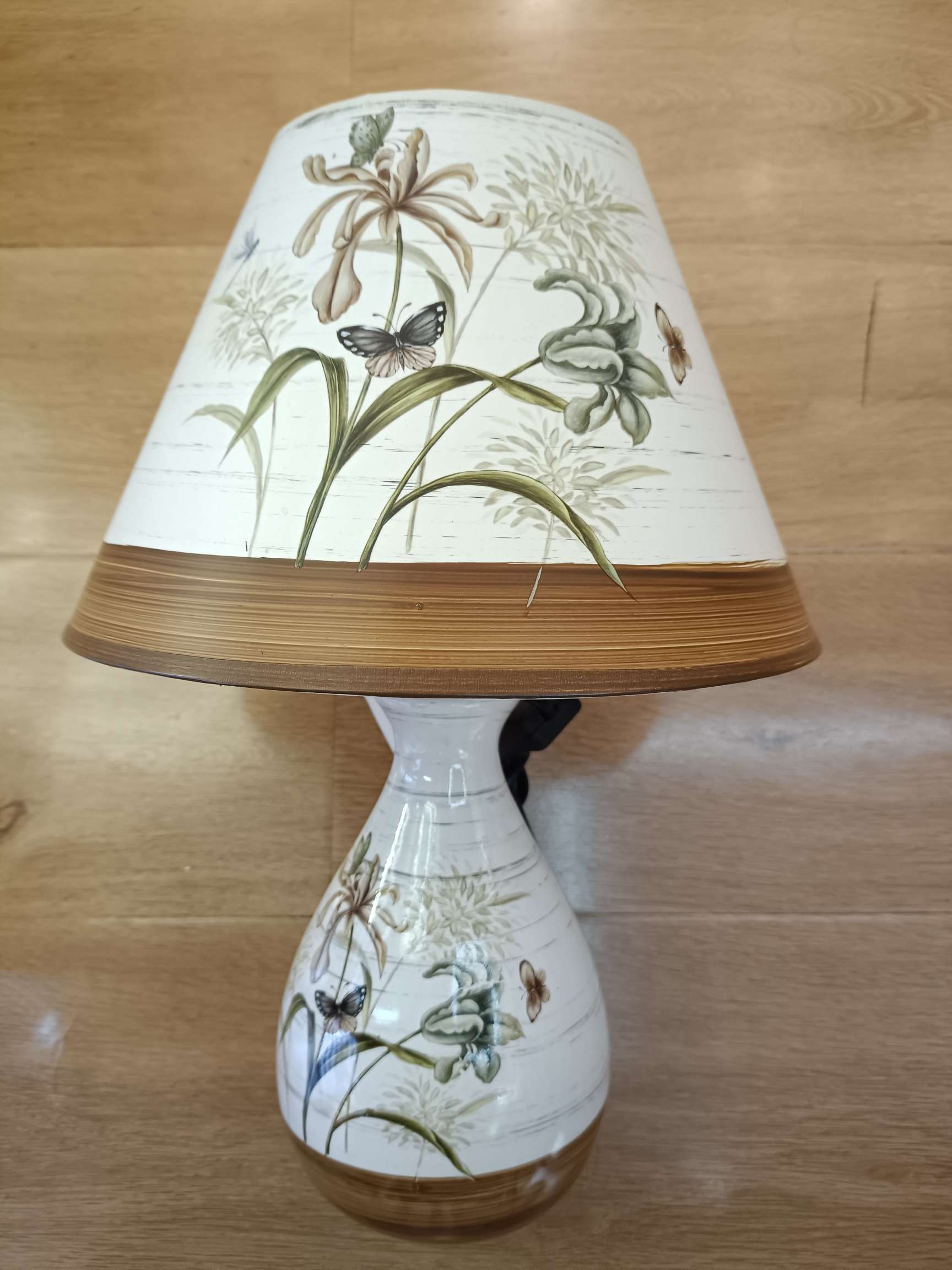 陶瓷护眼台灯客厅卧室床头书桌创意台灯装饰灯具