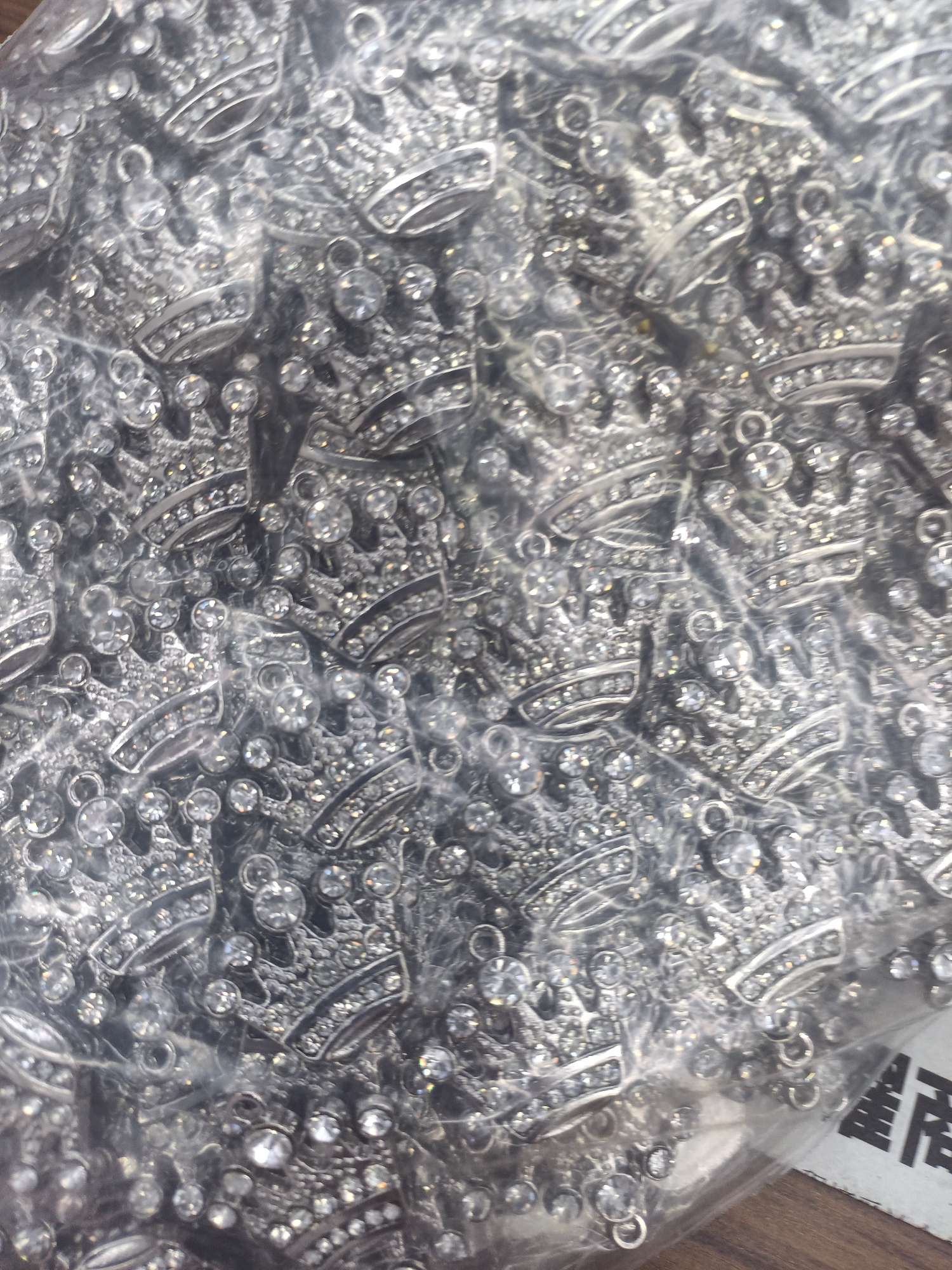 小皇冠饰品配件，艺丹合金饰品配件，火爆热销款