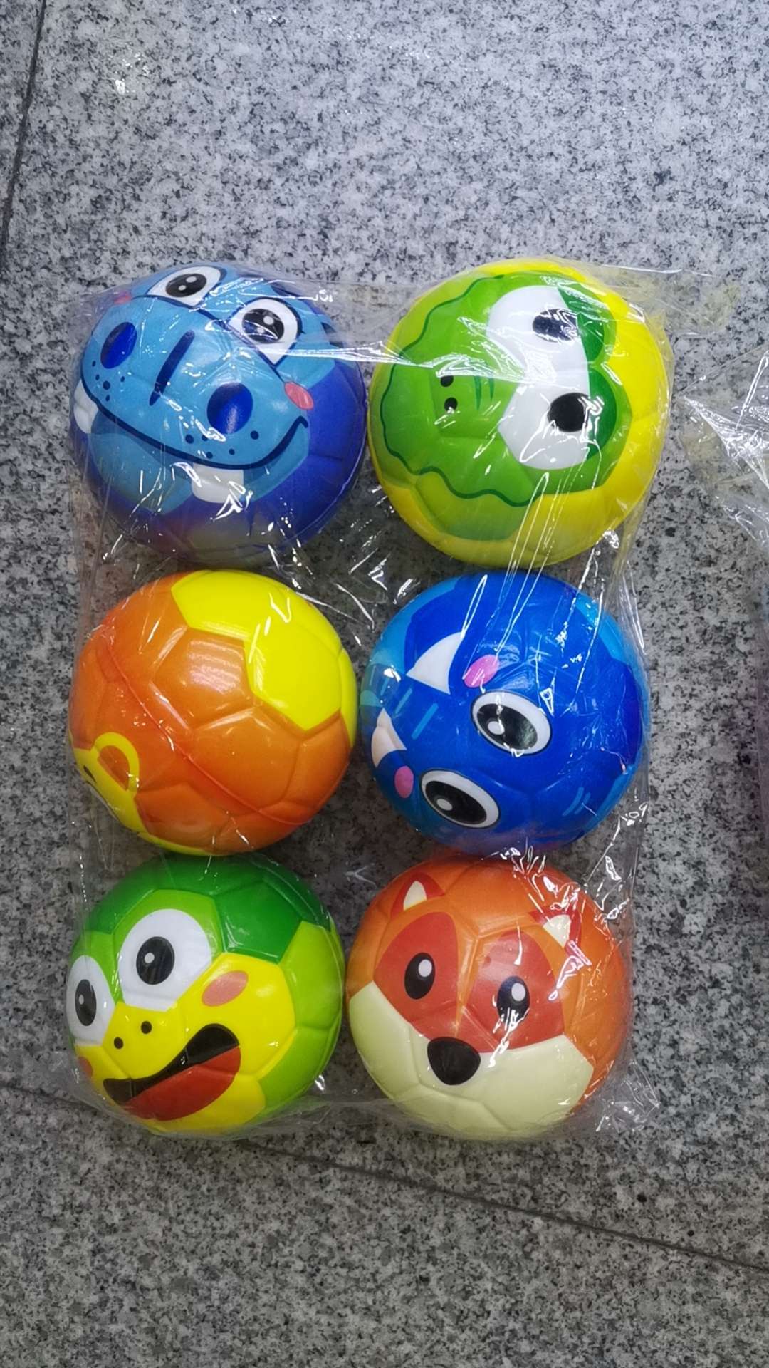 PU/玩具白底实物图