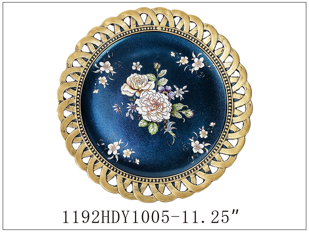 ins European retro decorative plates and ornaments, plate arrangement and viewing, living room model room, new home entrance, wine cabinet decoration and arrangement pic 28