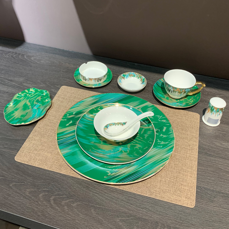 陶瓷酒店用品批发餐厅五星级摆台碗盘勺子套装 高档会所摆台八件套