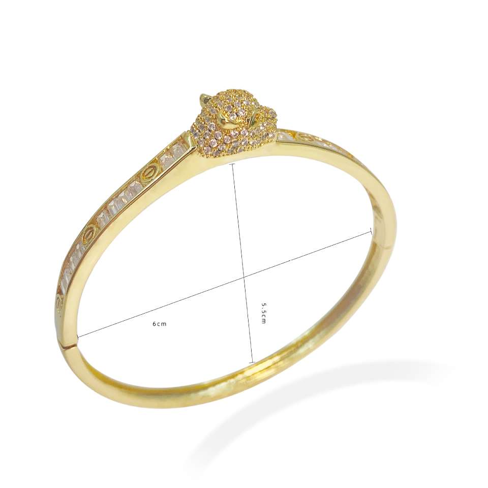 A new cross-border full-diamond animal leopard bracelet from Europe and America, with an exaggerated and creative hip-hop micro-inset zircon bracelet detail image 3