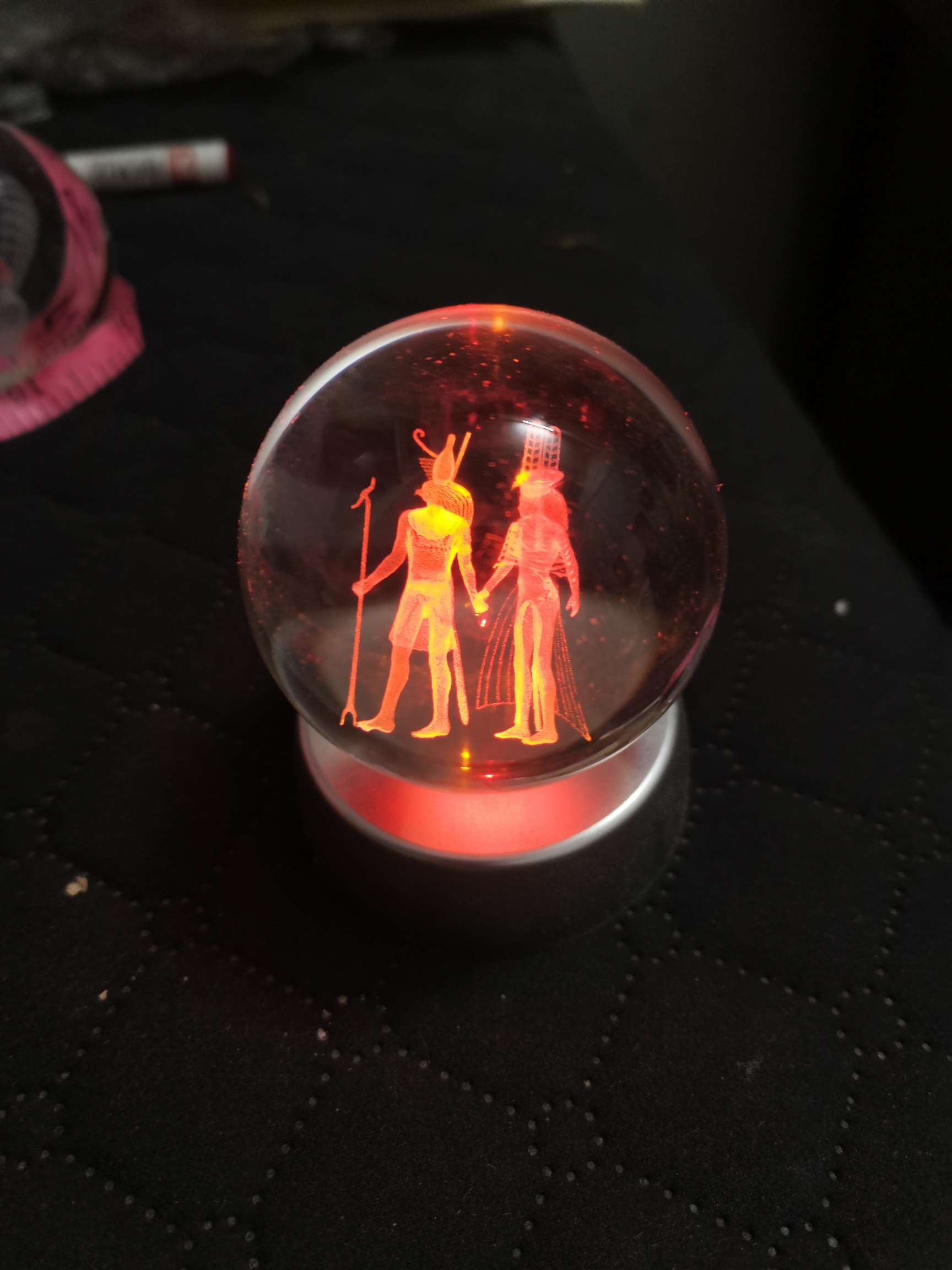 水晶工艺品，各种规格水晶球内雕，承接公司年会礼品，纪念品，旅游工艺品详情图7