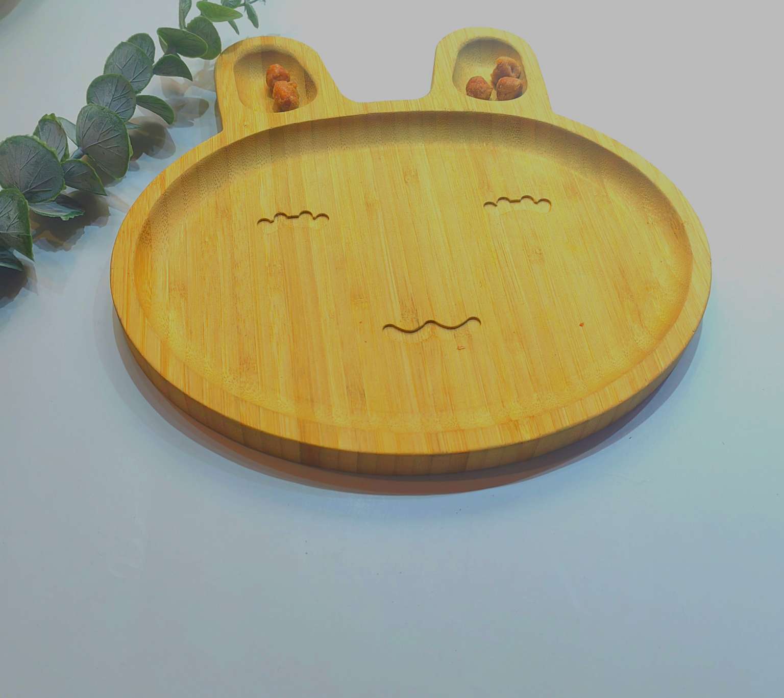 Jiehao Bamboo Wooden Tray Cartoon Rabbit Children's Dinner Plate Bamboo Restaurant Tableware Set Photo Props Sushi Plate Household Solid Wood Support Application Scenario