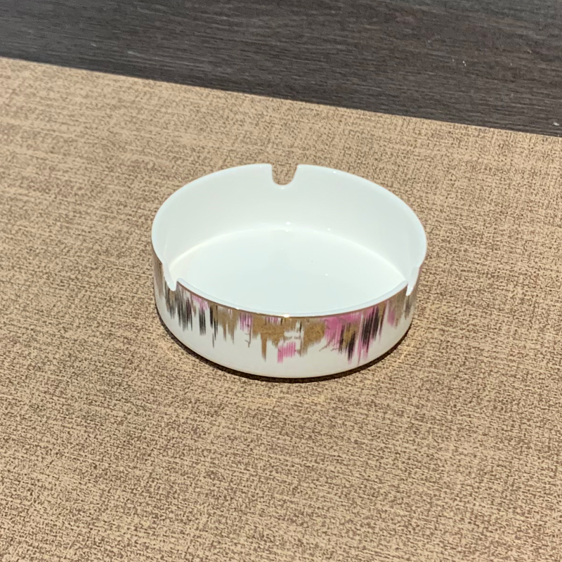 Wholesale of star hotel supplies, ceramic hotel tableware, high-end club table setting, eight-piece set, hotel and restaurant wing bowl and soup spoon sets Application Scenario