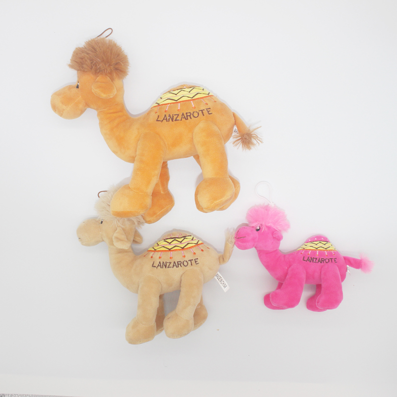新款毛绒儿童玩具动物公仔三个尺码可绣花LOGO的毛绒骆驼详情图2