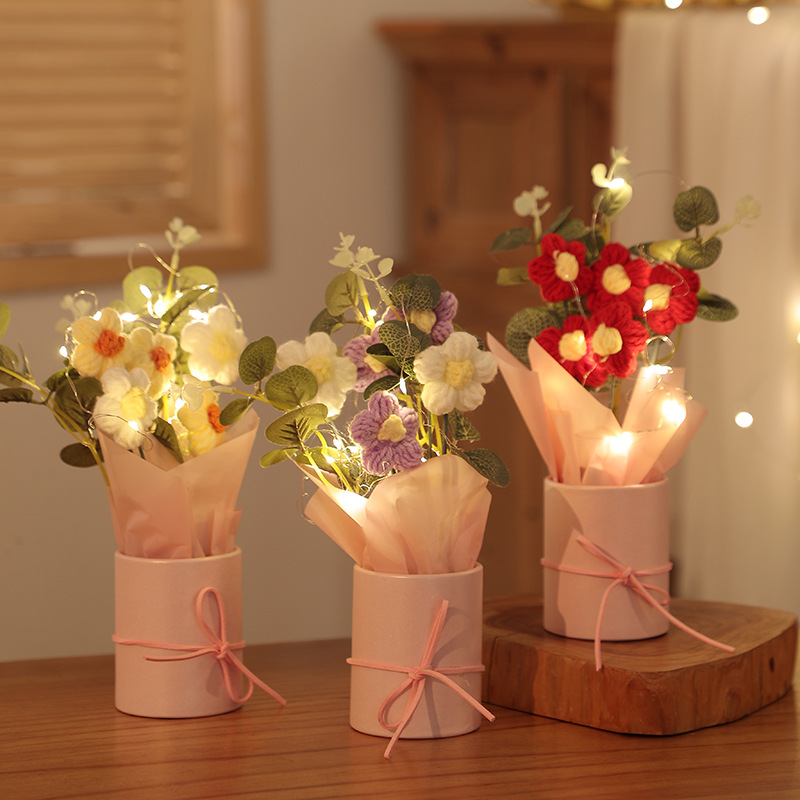 Valentine's Day gifts: Small buckets, wool flowers, small bouquets, flower arrangements with light threads, and Mother's Day gifts: artificial flowers detail image 3