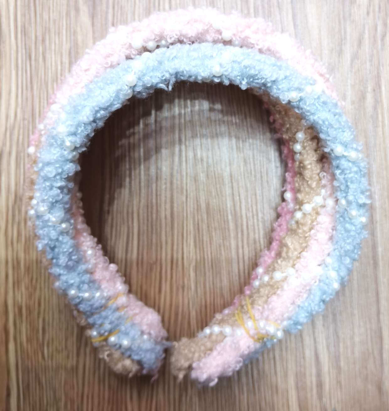 Wrap a pearl hairband