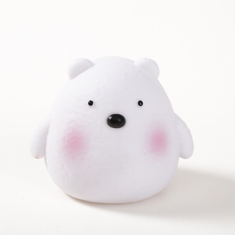 限时抢购！搪胶小熊小夜灯，LED七彩灯，温馨照亮你的夜晚，超值价格，不买你绝对会后悔！详情图3