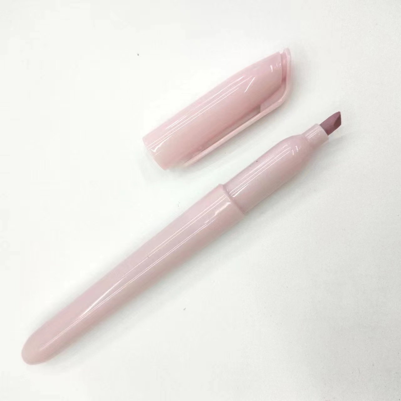 Colored highlighters, Morandi color student key point marking pens, notebook pens details Picture