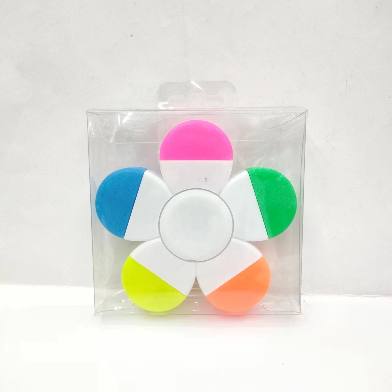 Fidget Spinner Highlighter Book Marker showing all three functions