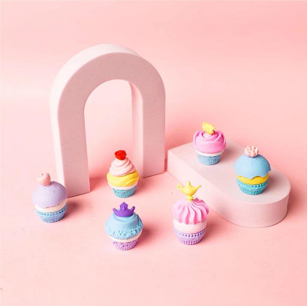 造型逼真/可爱产品图