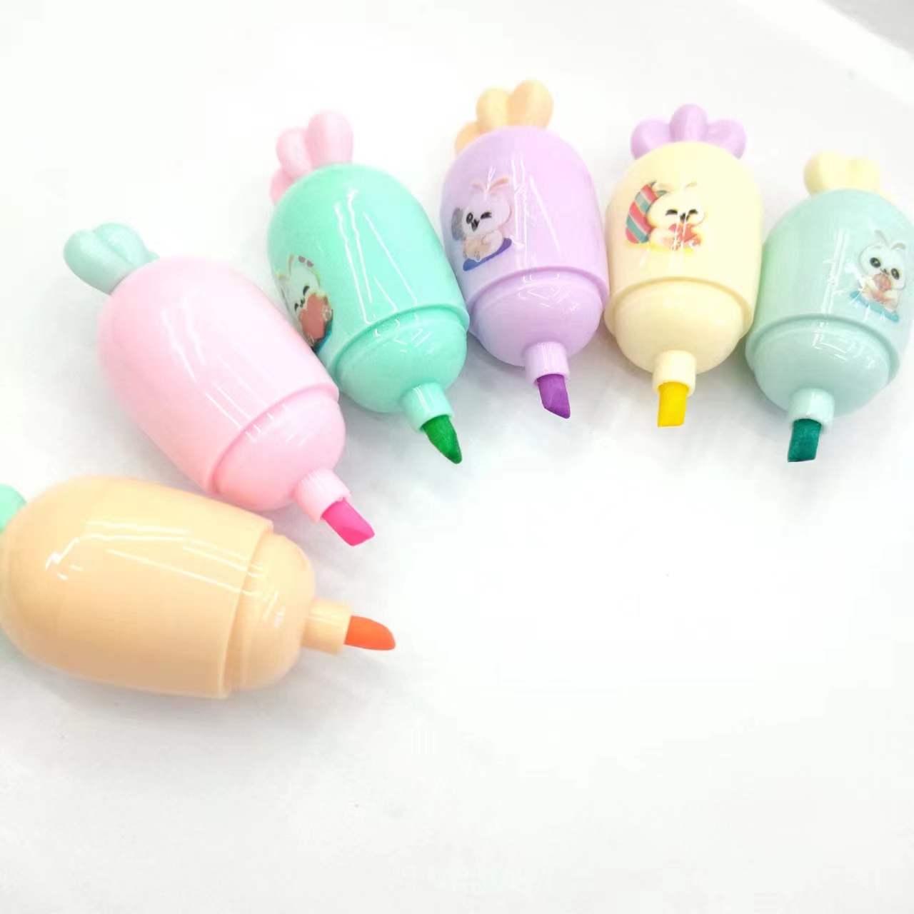 Colorful highlighter, large-capacity student key point marking pen, notebook pen Specification image
