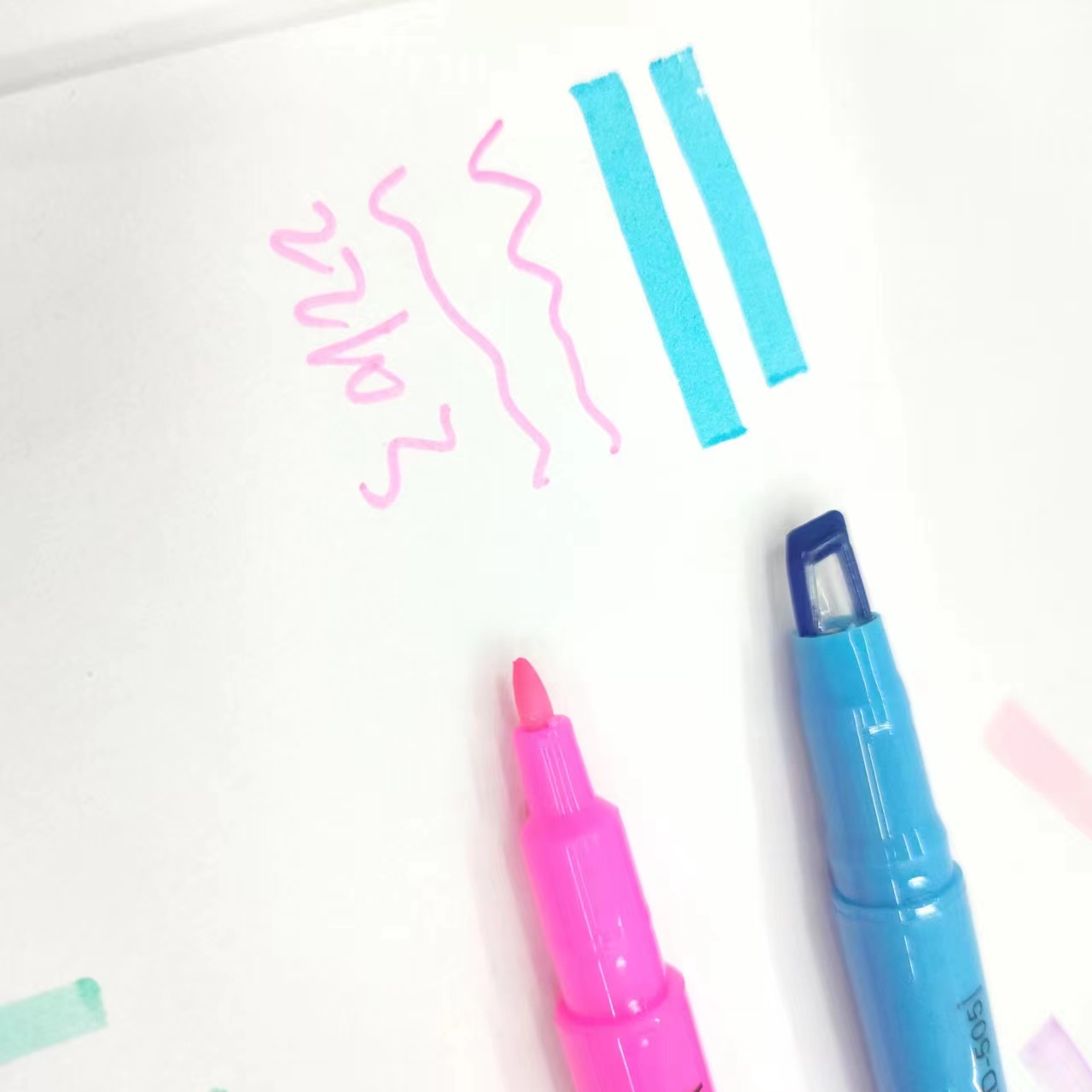 Xd-505 Double Head Color Highlighter Student Highlight Marker Pen Ledger Pen details Picture