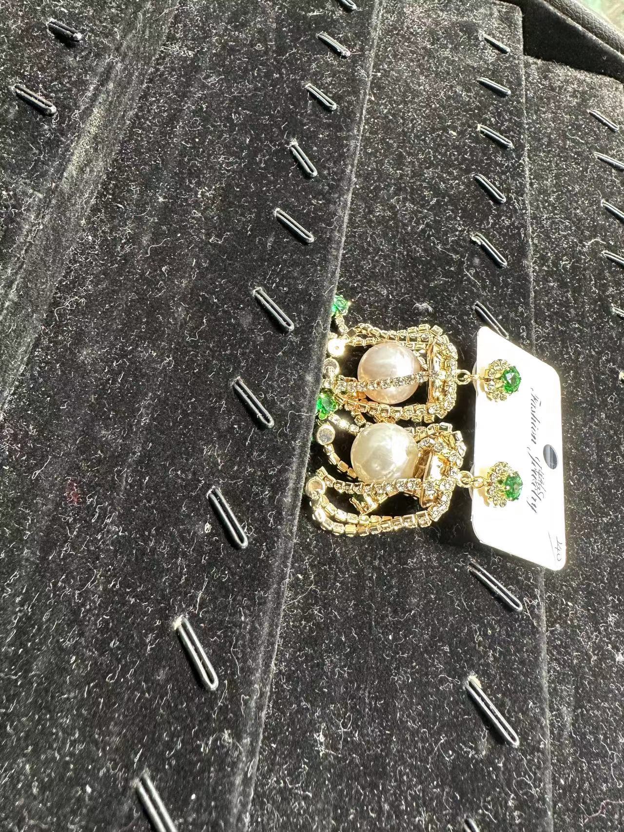 2024年网络爆款耳丁路易欧帝时尚、个性、美观、舒适韩版新款 2024款产品上市