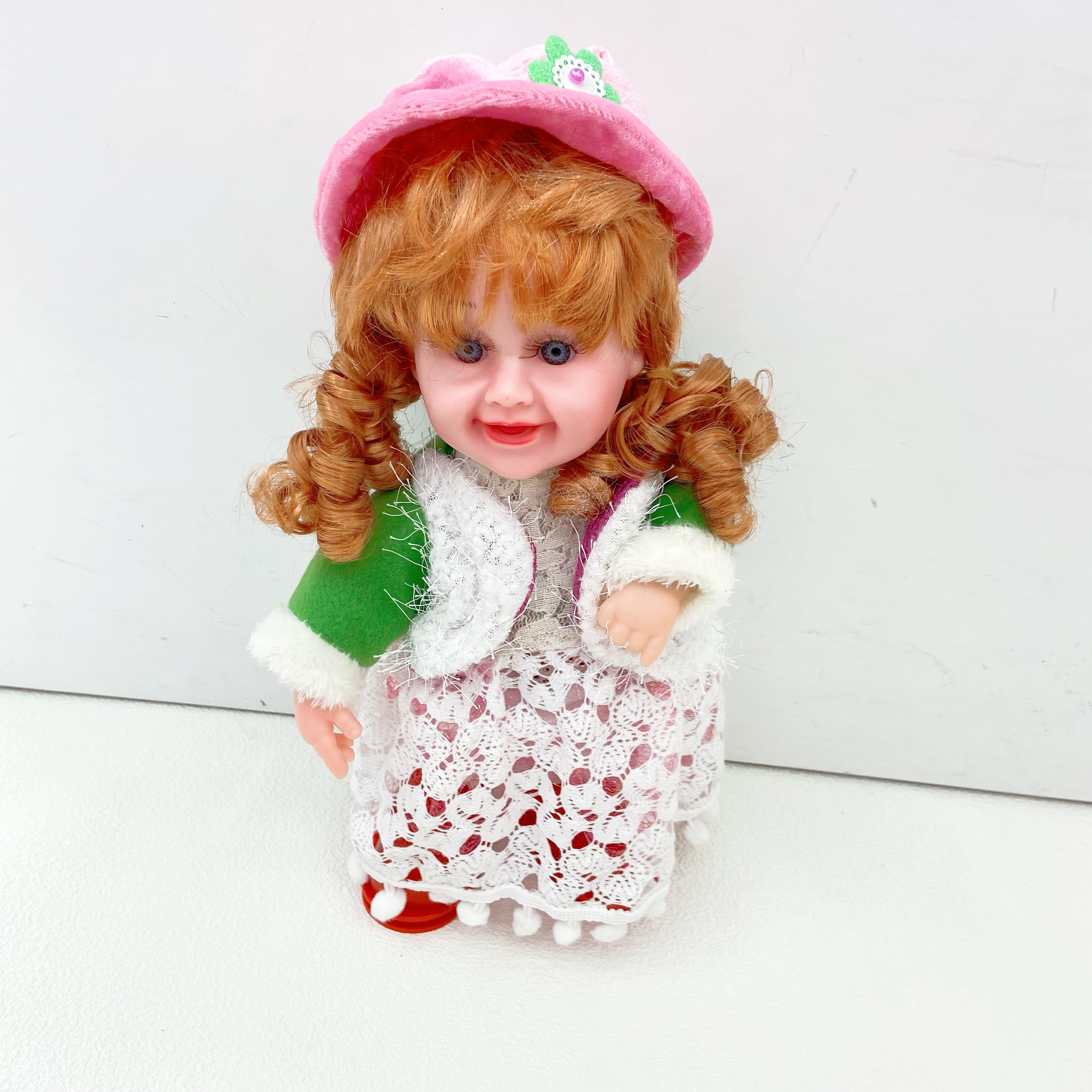 A funny 35CM girl, Niu Niu, sings, learns to speak, has a recording and can dance Item Picture