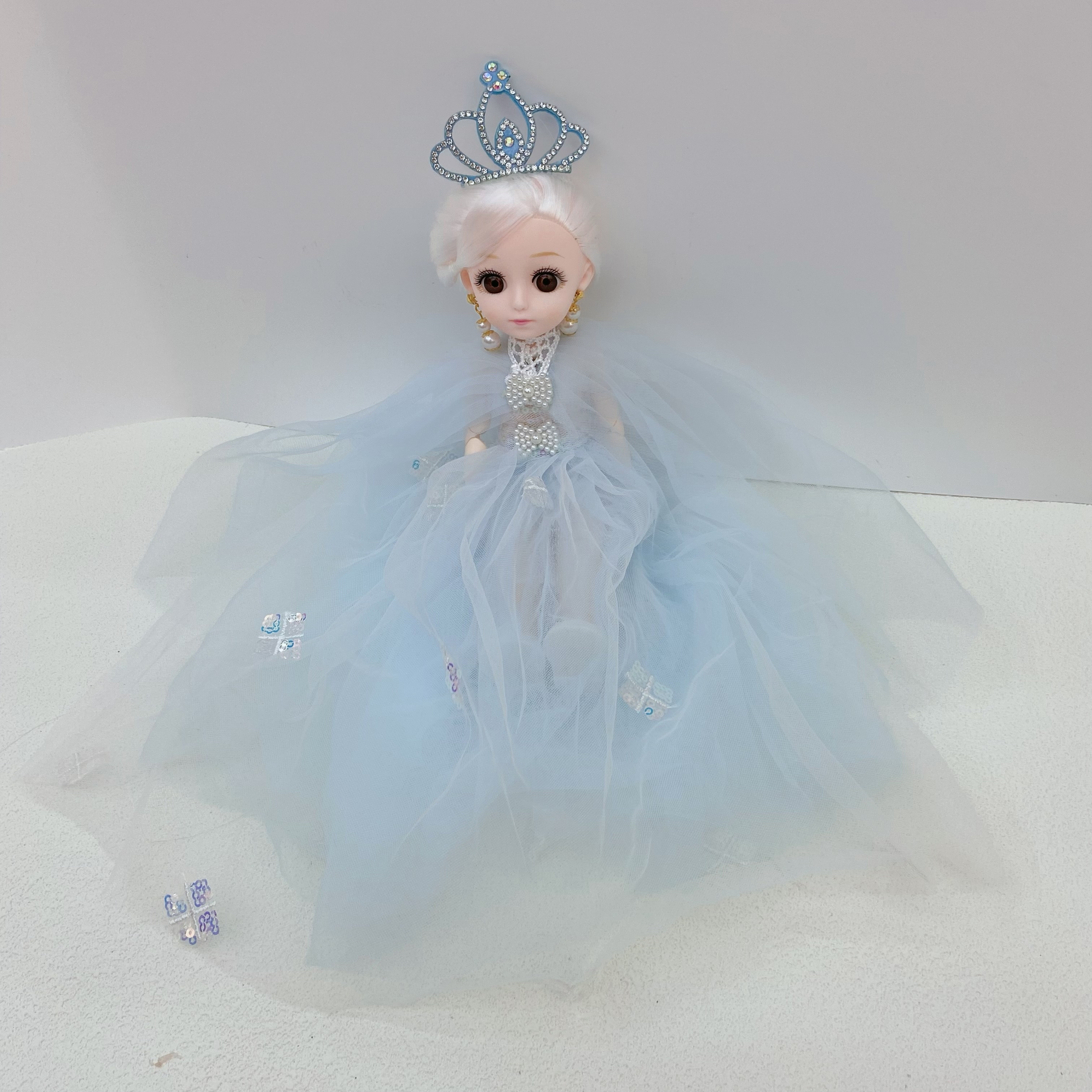 Snow White 35 Barbie Joints Can Be Moved With Music And Lights Application Scenario