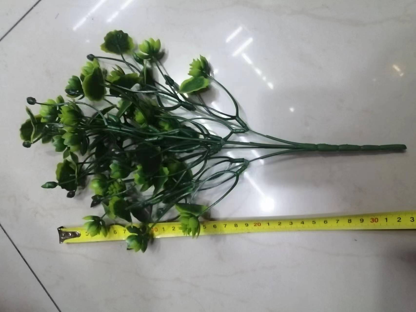 仿真花摆件装饰家具用品婚庆水草小花工艺品塑料花水莲