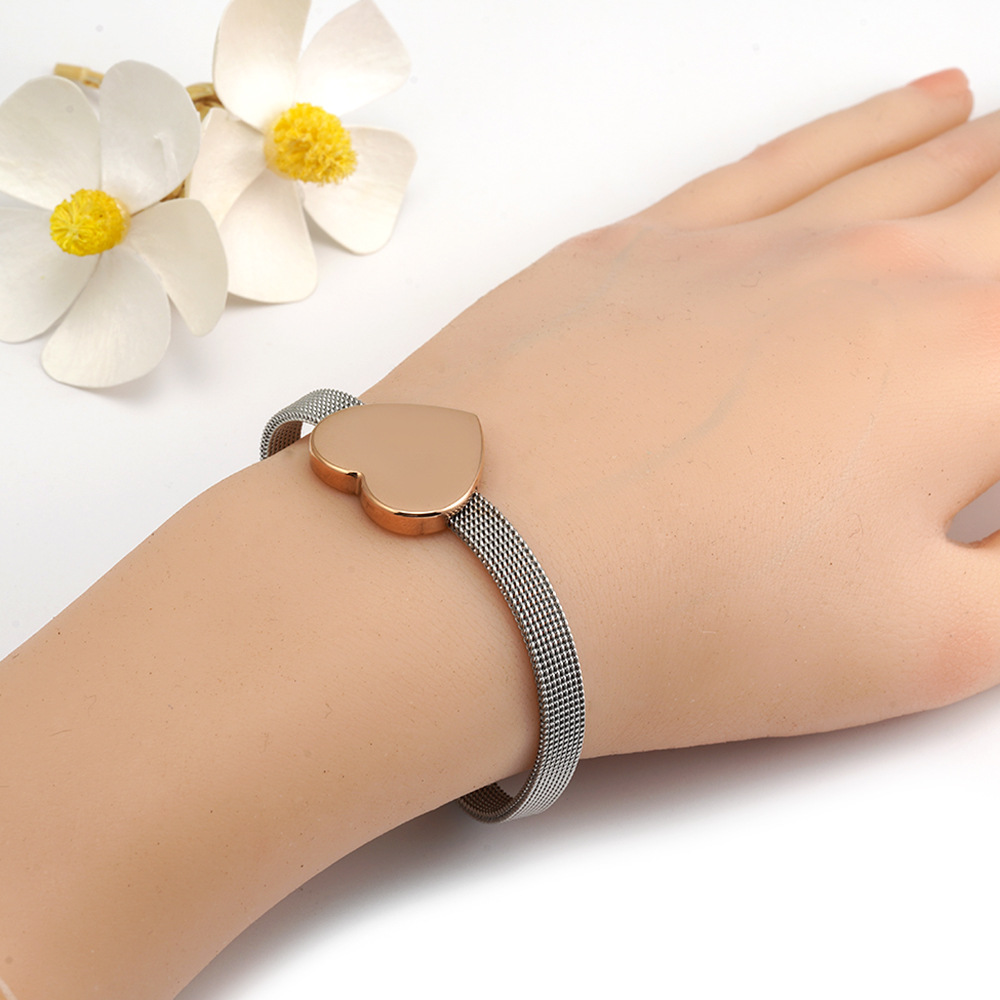سوارات مصنوعة من الفولاذ المقاوم للصدأ على شكل قلب أوروبا والولايات المتحدة Specification image