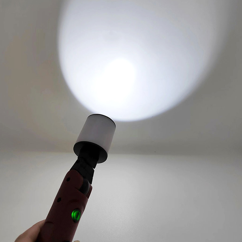 WK072 USB recargable LED luz de mantenimiento de emergencia al aire libre gancho pen clip ordeñar luz de camping giratorio fuerte magnético succión recargable linterna de la herramienta de revisión luz de trabajo Application Scenario