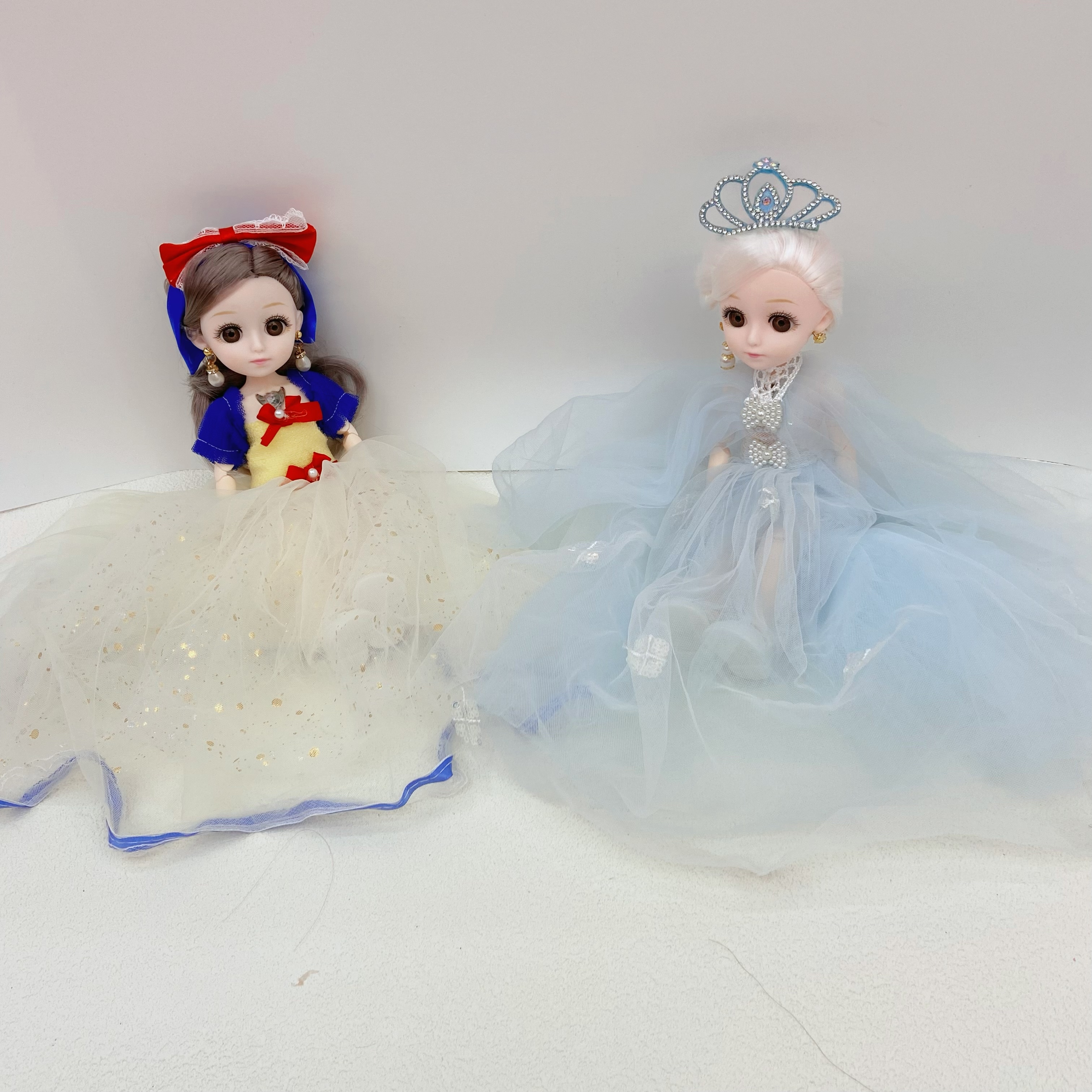 Snow White 35 Barbie Joints Can Be Moved With Music And Lights