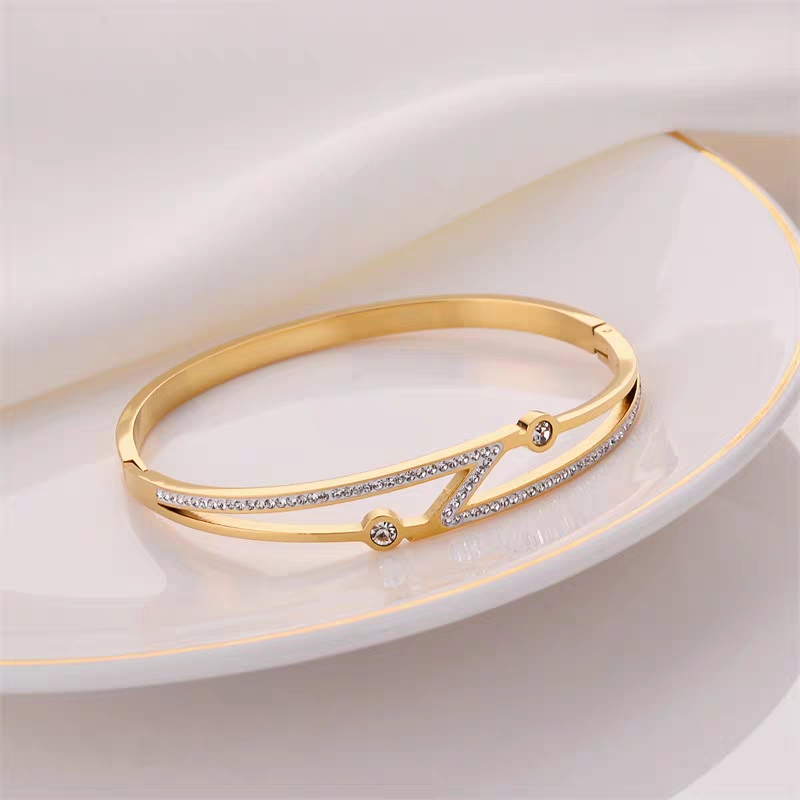 爆款玫瑰金不锈钢时尚手镯ins小众设计高级感精致不掉色子详情图4