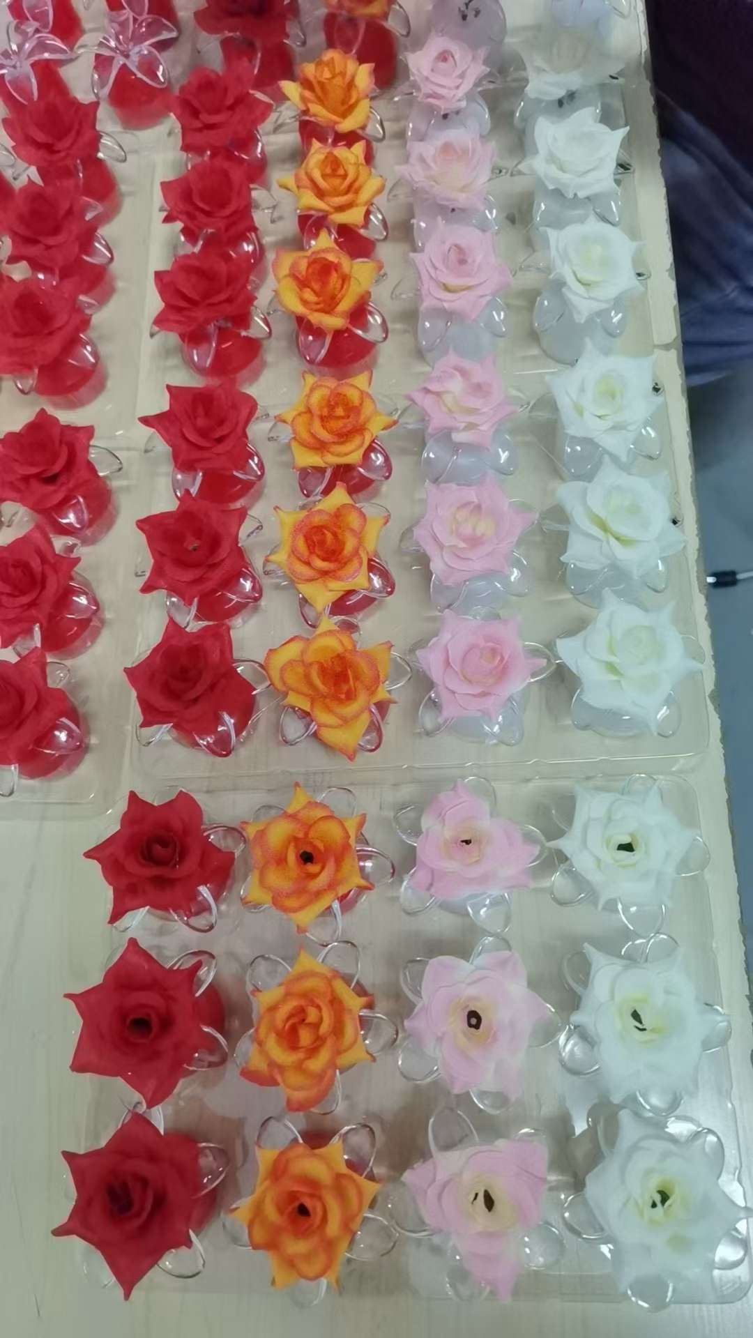 带灯小玫瑰花图