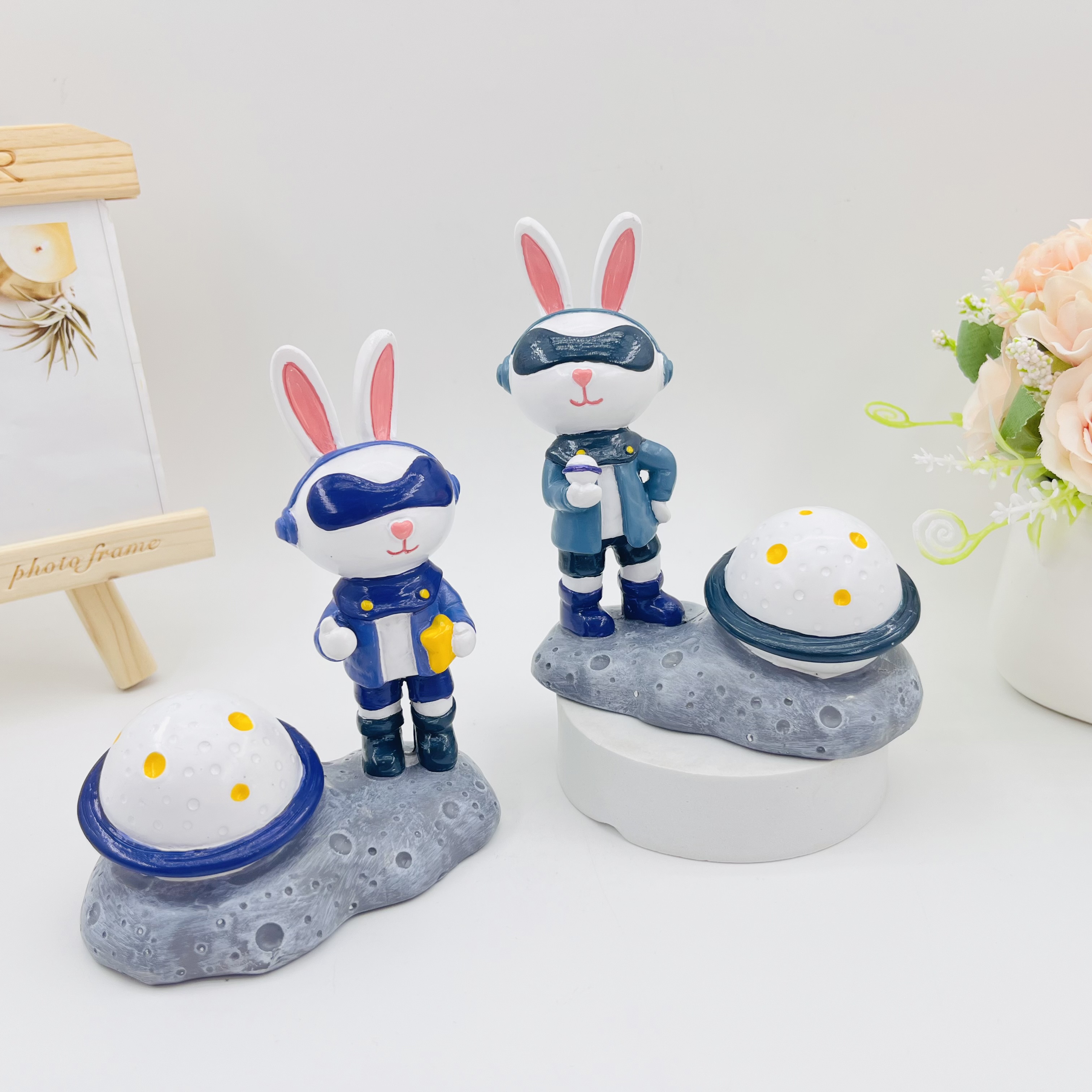 太空兔小夜灯家居摆件树脂工艺品玄关客厅装饰桌面卧室摆件